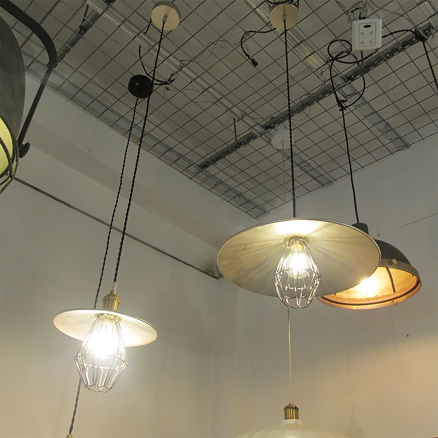 Stella Vintage Industrial Art Pendant Light - Letslighting