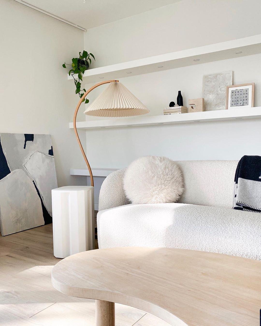 Viaro Wood Floor Lamp - Letslighting