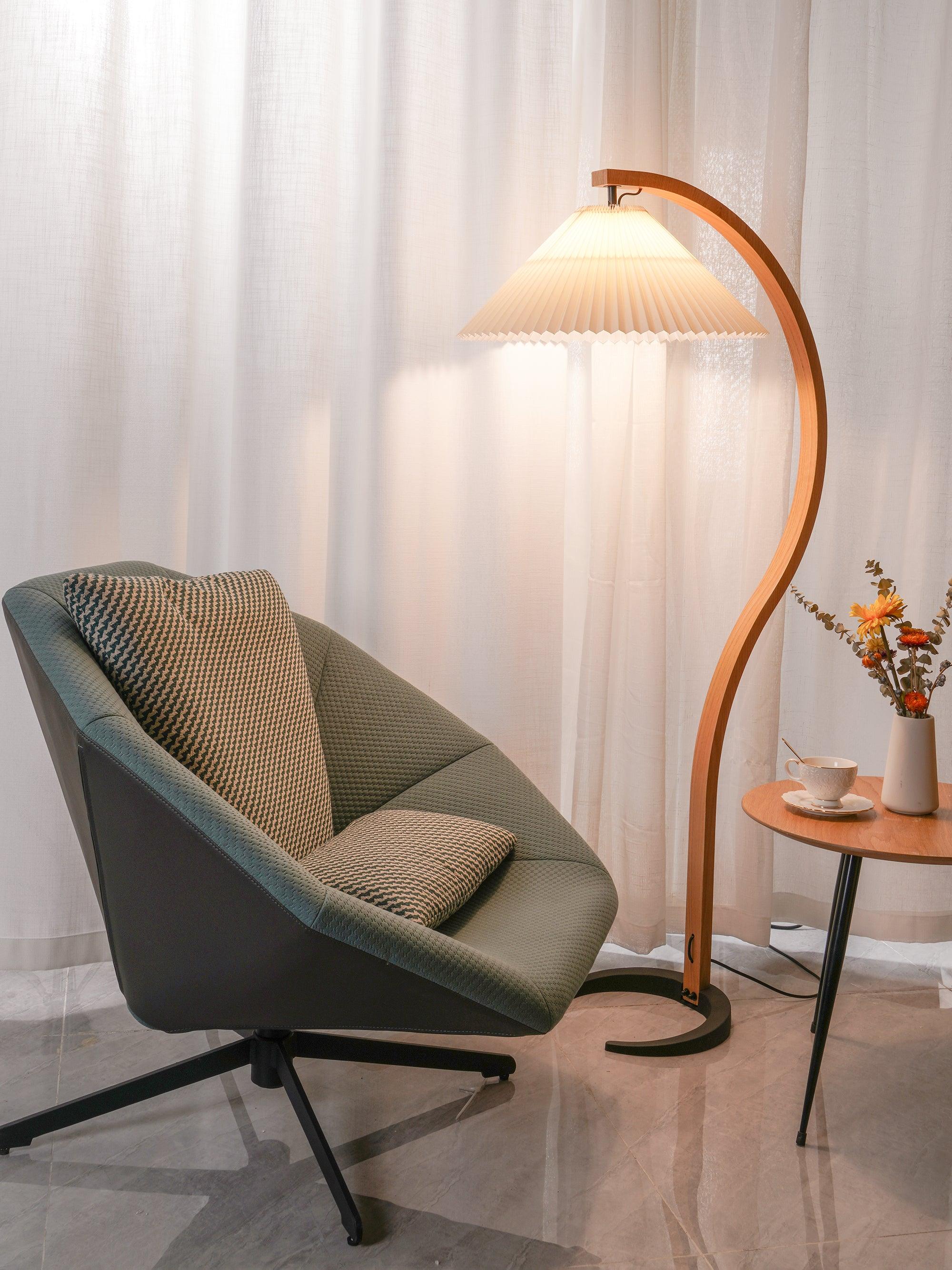 Viaro Wood Floor Lamp - Letslighting