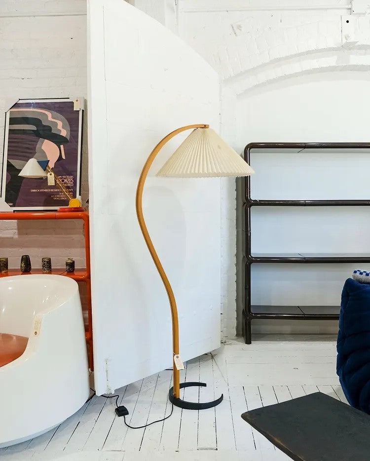 Viaro Wood Floor Lamp - Letslighting