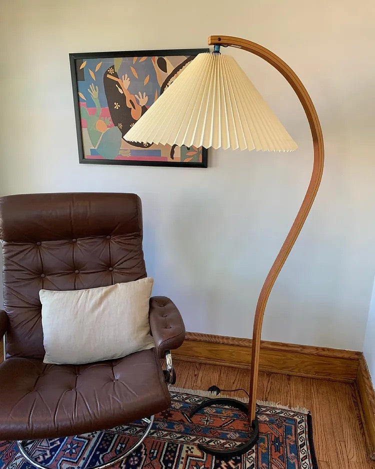 Viaro Wood Floor Lamp - Letslighting