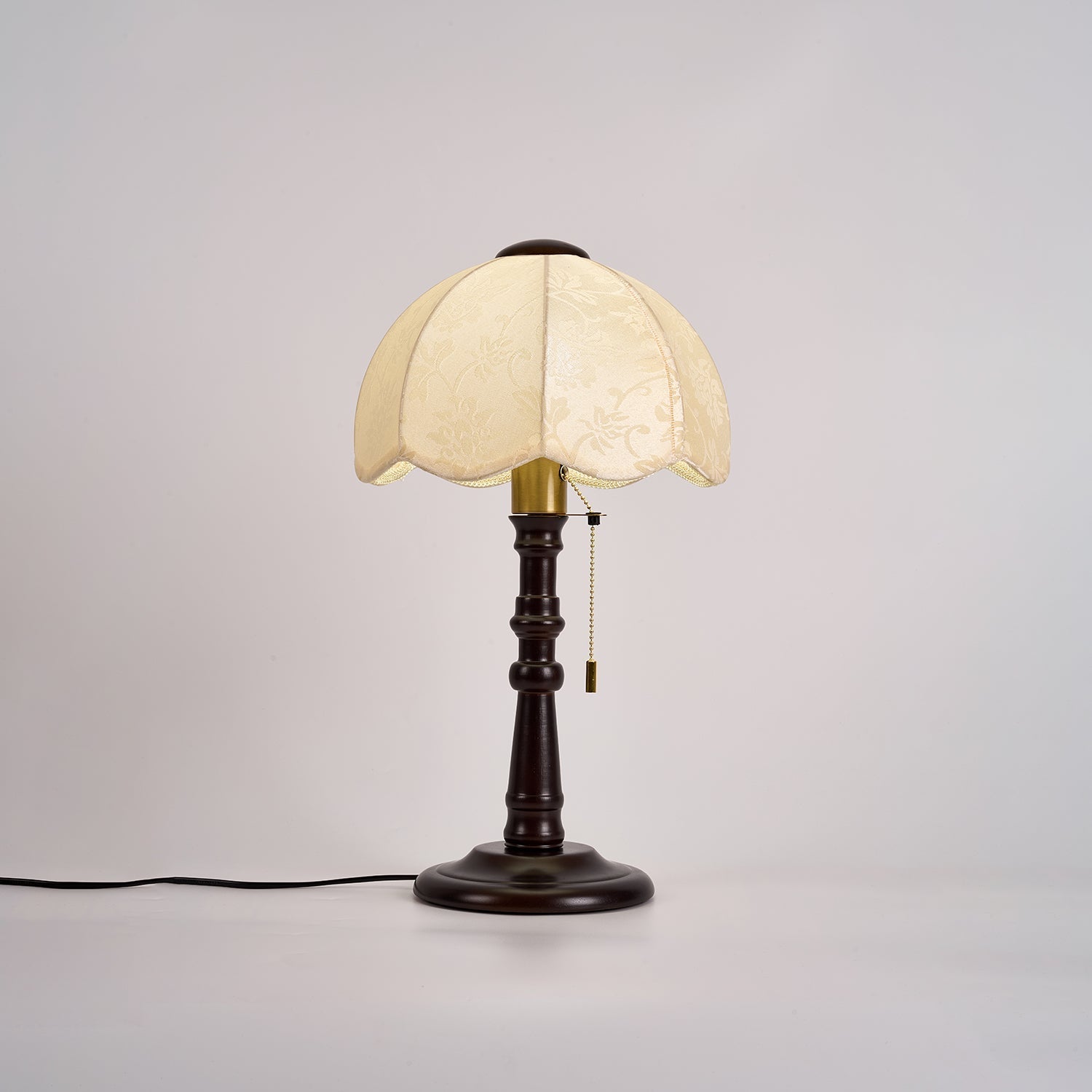 Beckett Vintage Wood Table Lamp - Letslighting