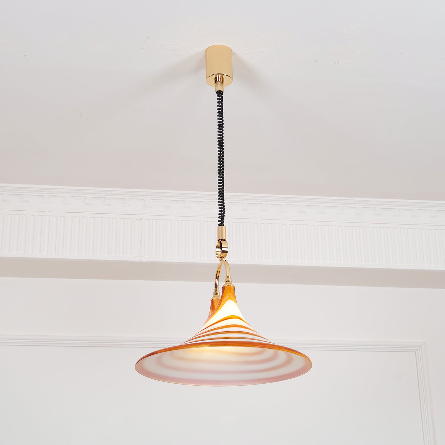 Aria Trumpet Individual Creativity Plastic Pendant Lamp - Letslighting