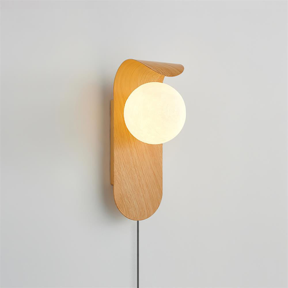 Muto Indoor Wall Lamp  Wood / Walnut