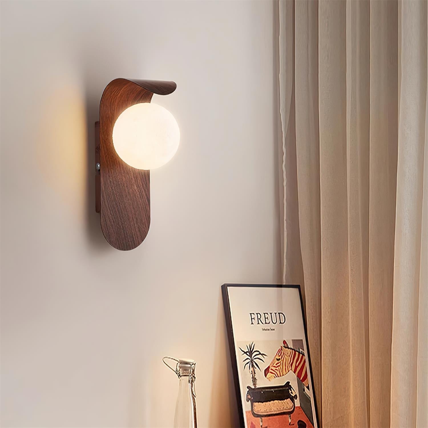 Muto Indoor Wall Lamp  Wood / Walnut