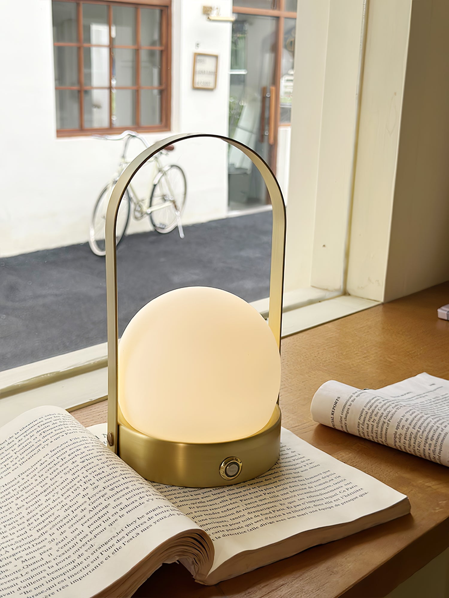 Zenon Glass Minimalist Table Lamp - Letslighting