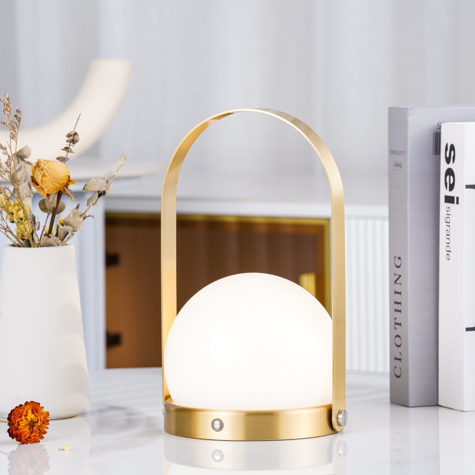 Zenon Glass Minimalist Table Lamp - Letslighting