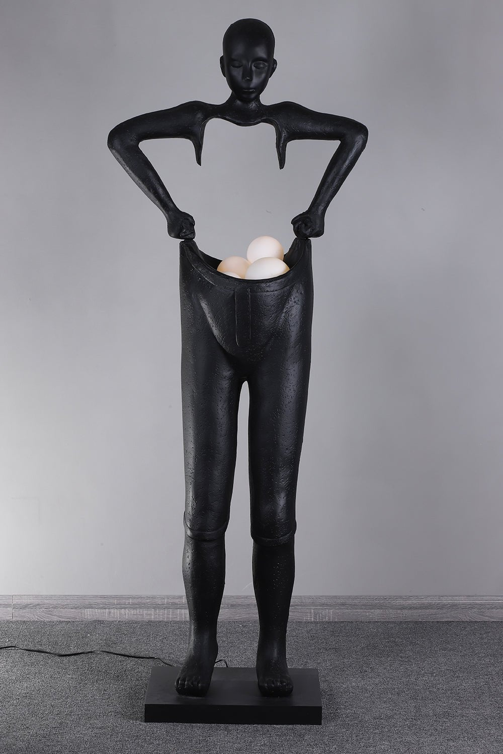 Vamiryra Sculptural Black Floor Lamp - Letslighting