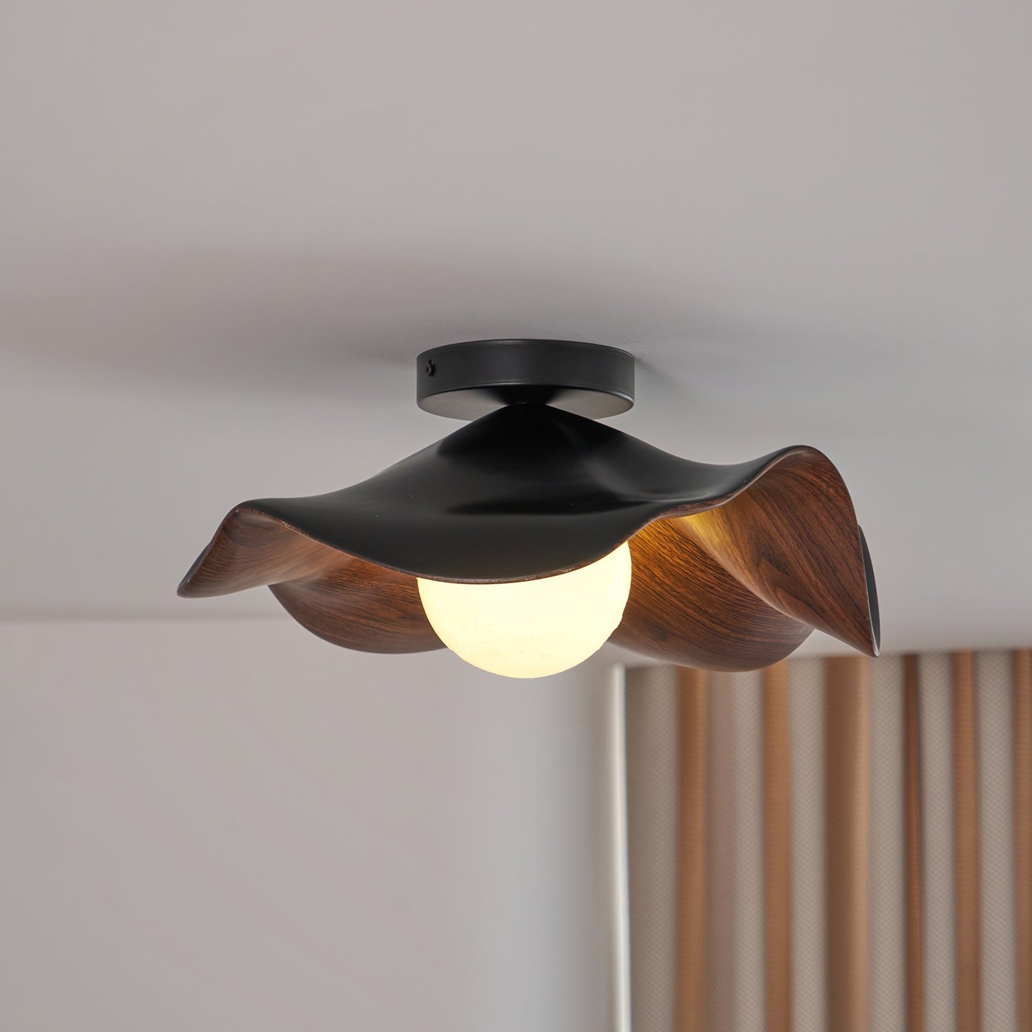 Muto Ceiling Light Wood Black&White