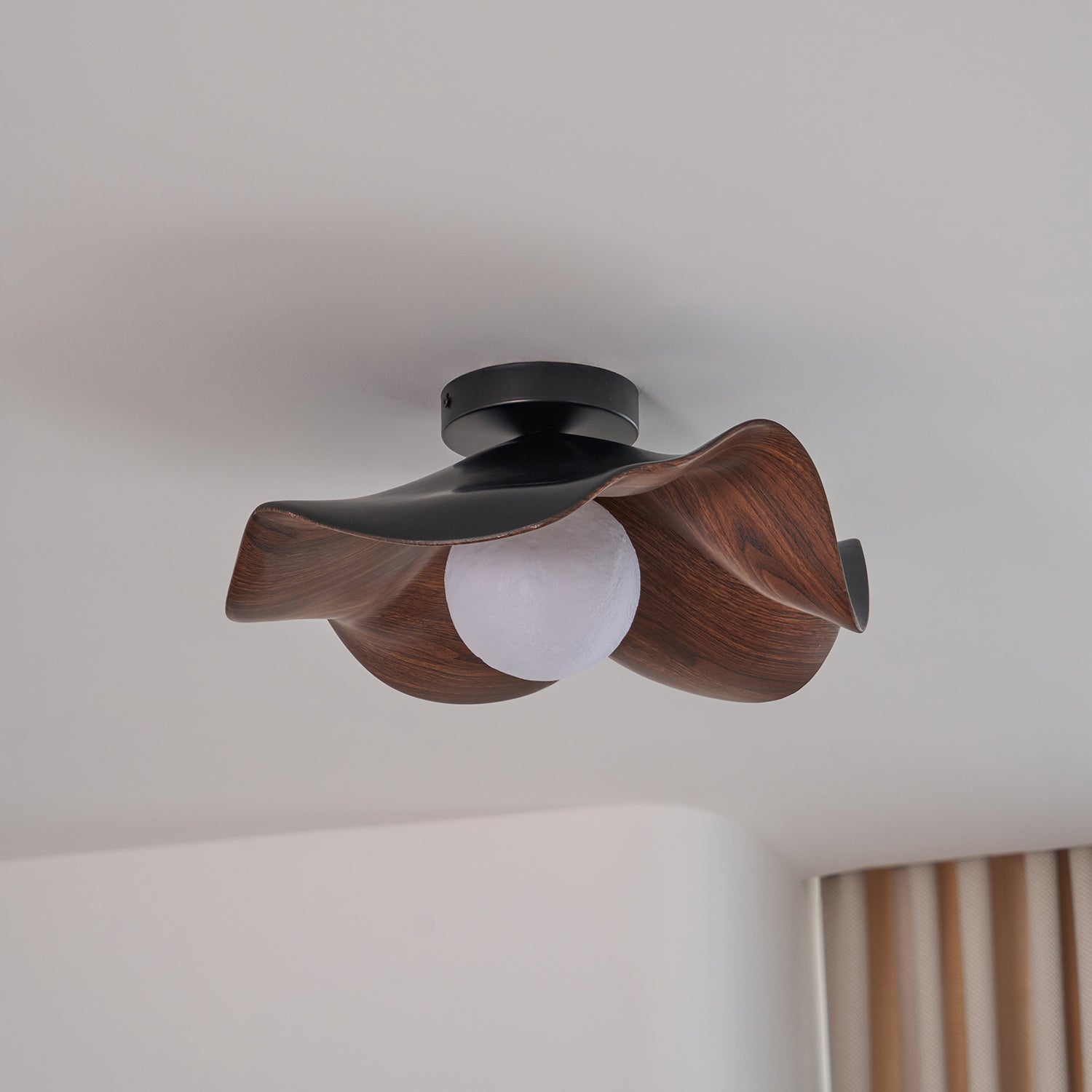 Muto Ceiling Light Wood Black&White