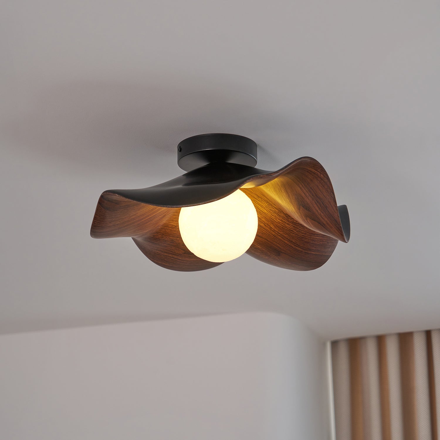 Muto Ceiling Light Wood Black&White