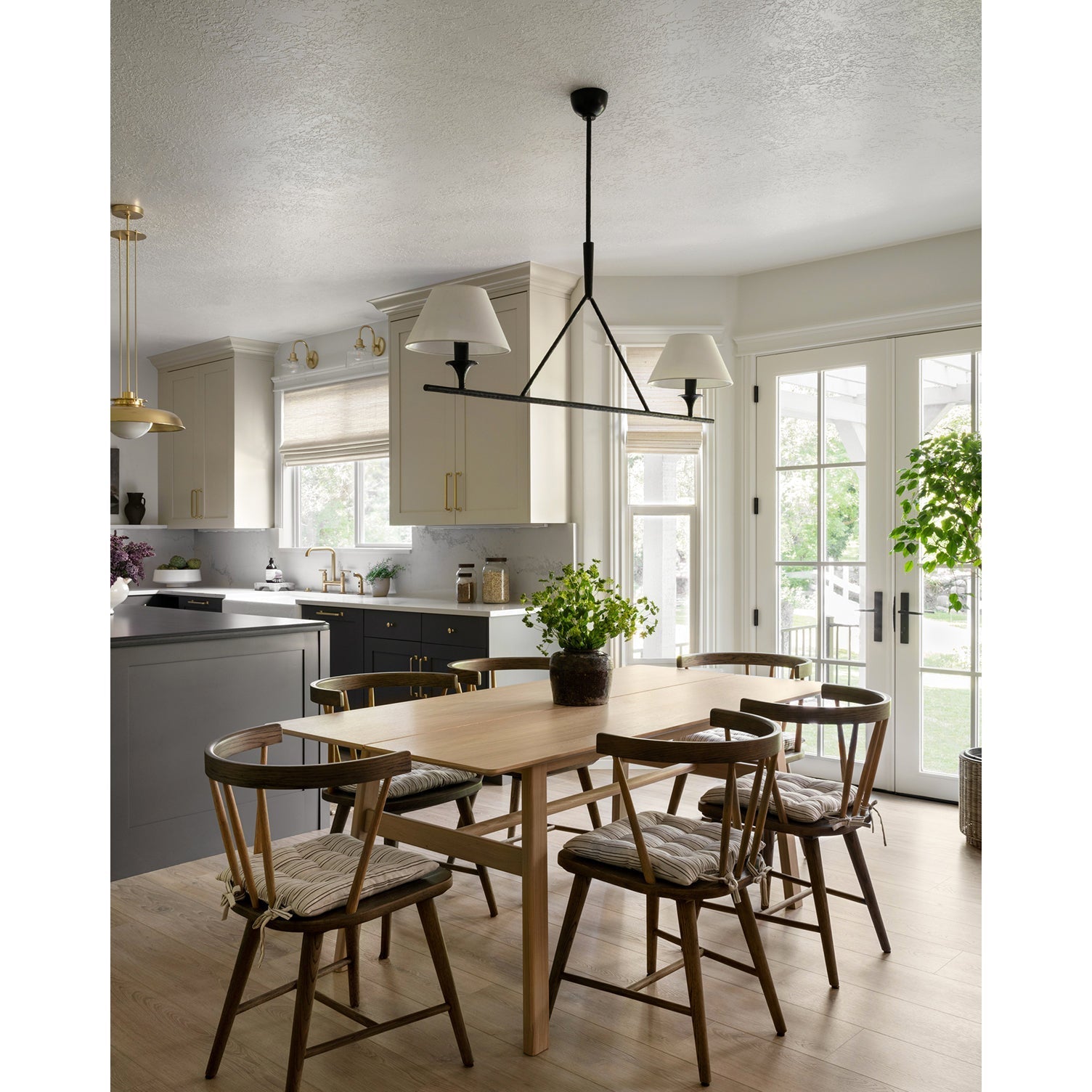 Keen Linear Modern Elegant Brass Fabric Chandelier - Letslighting