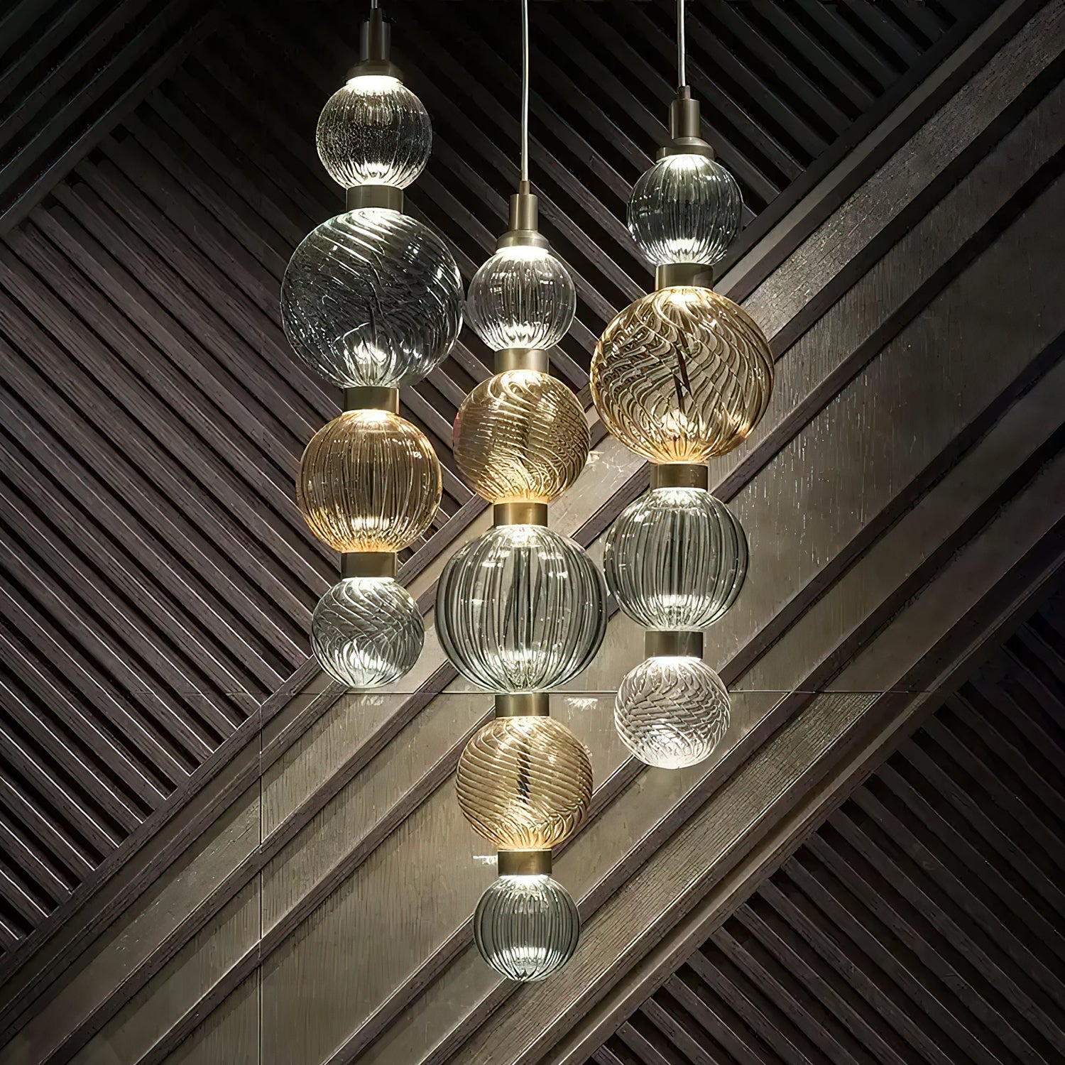 Celvara Globe Pendant Lamp - Letslighting