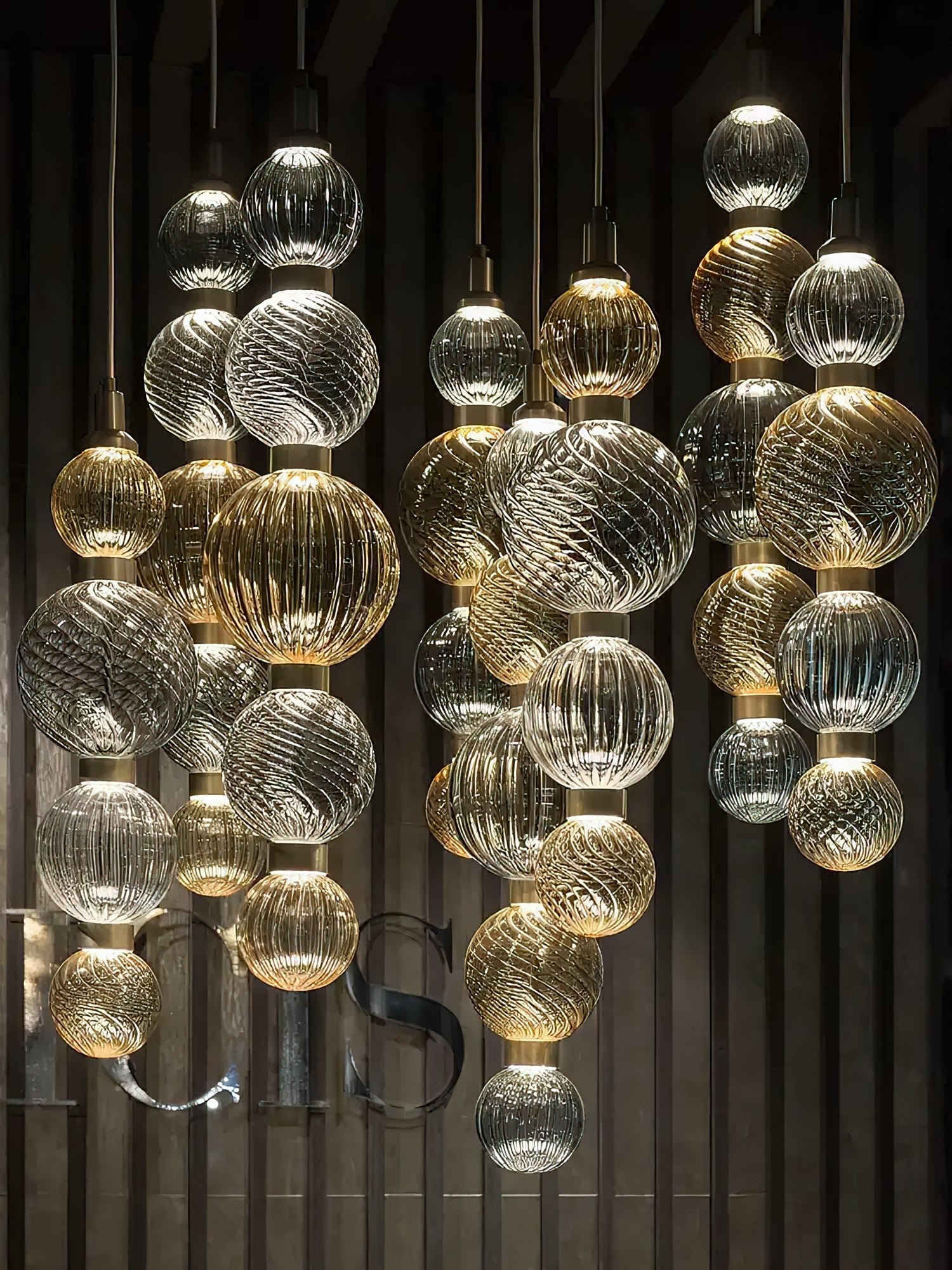 Celvara Globe Pendant Lamp - Letslighting