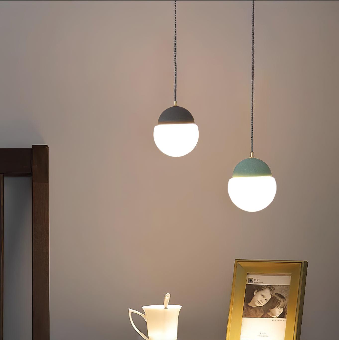 Ilraearis  Glass Pendant Light