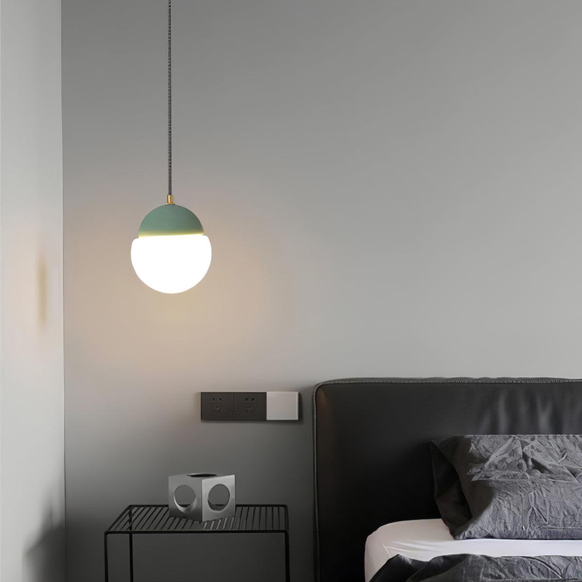 Ilraearis  Glass Pendant Light