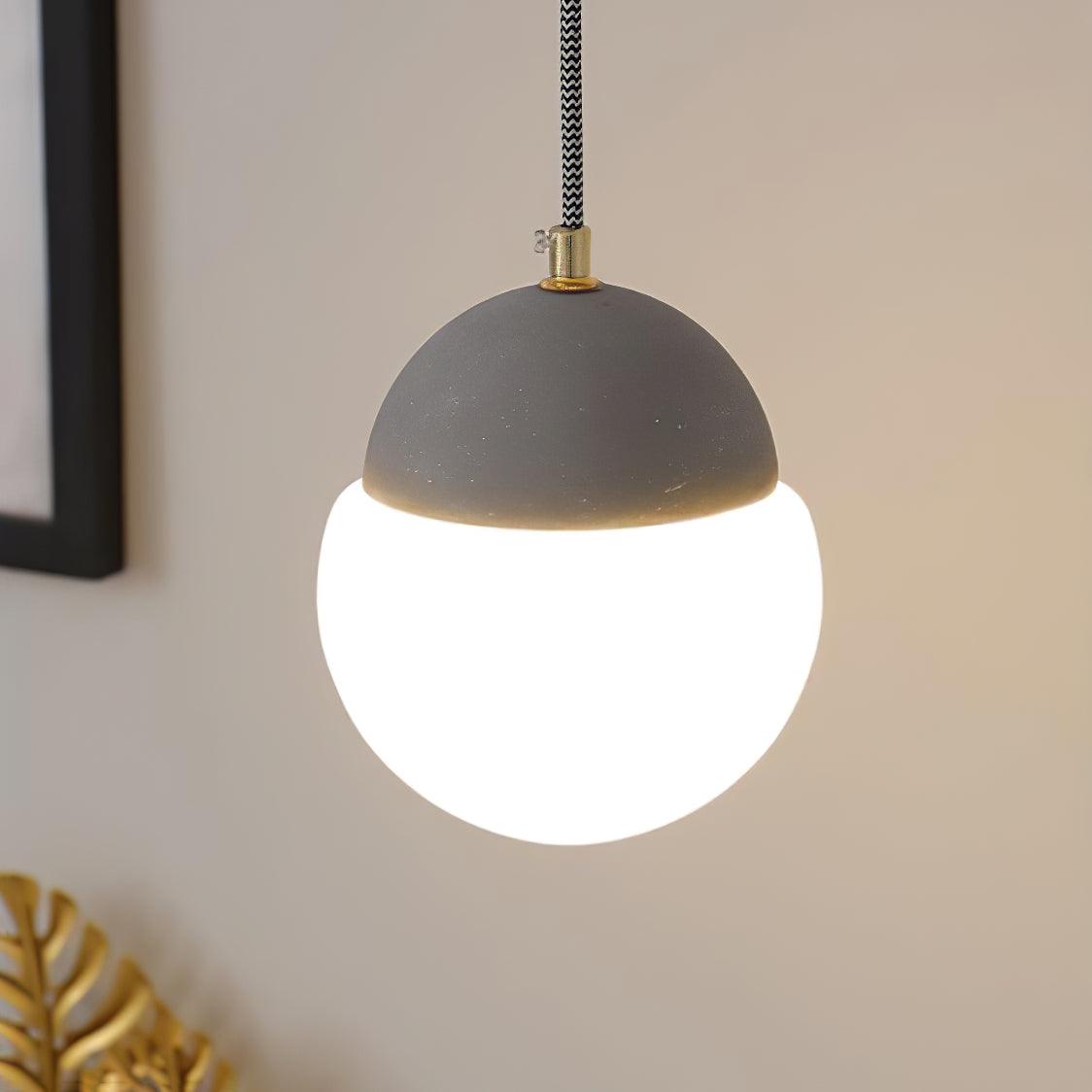 Ilraearis  Glass Pendant Light