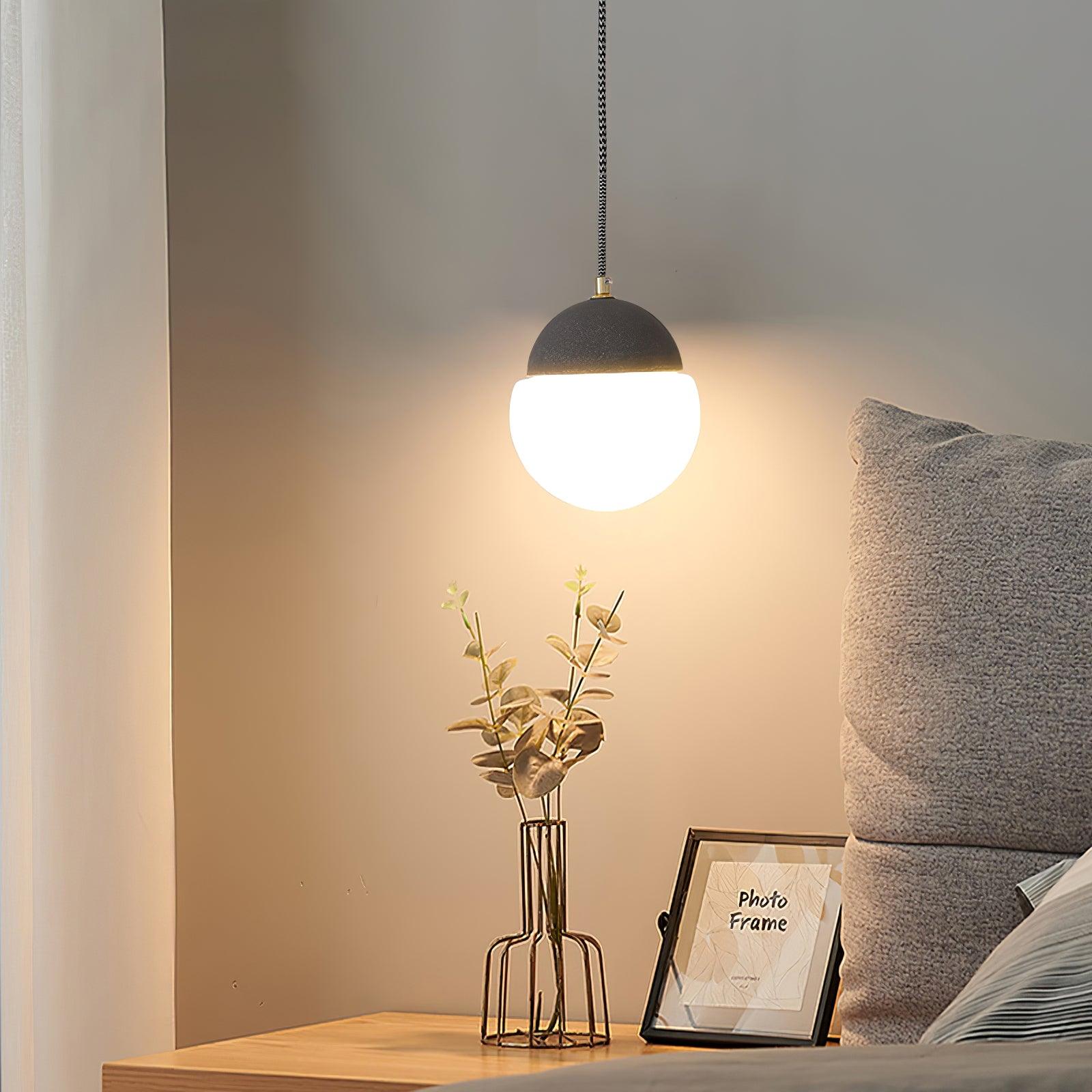 Ilraearis  Glass Pendant Light