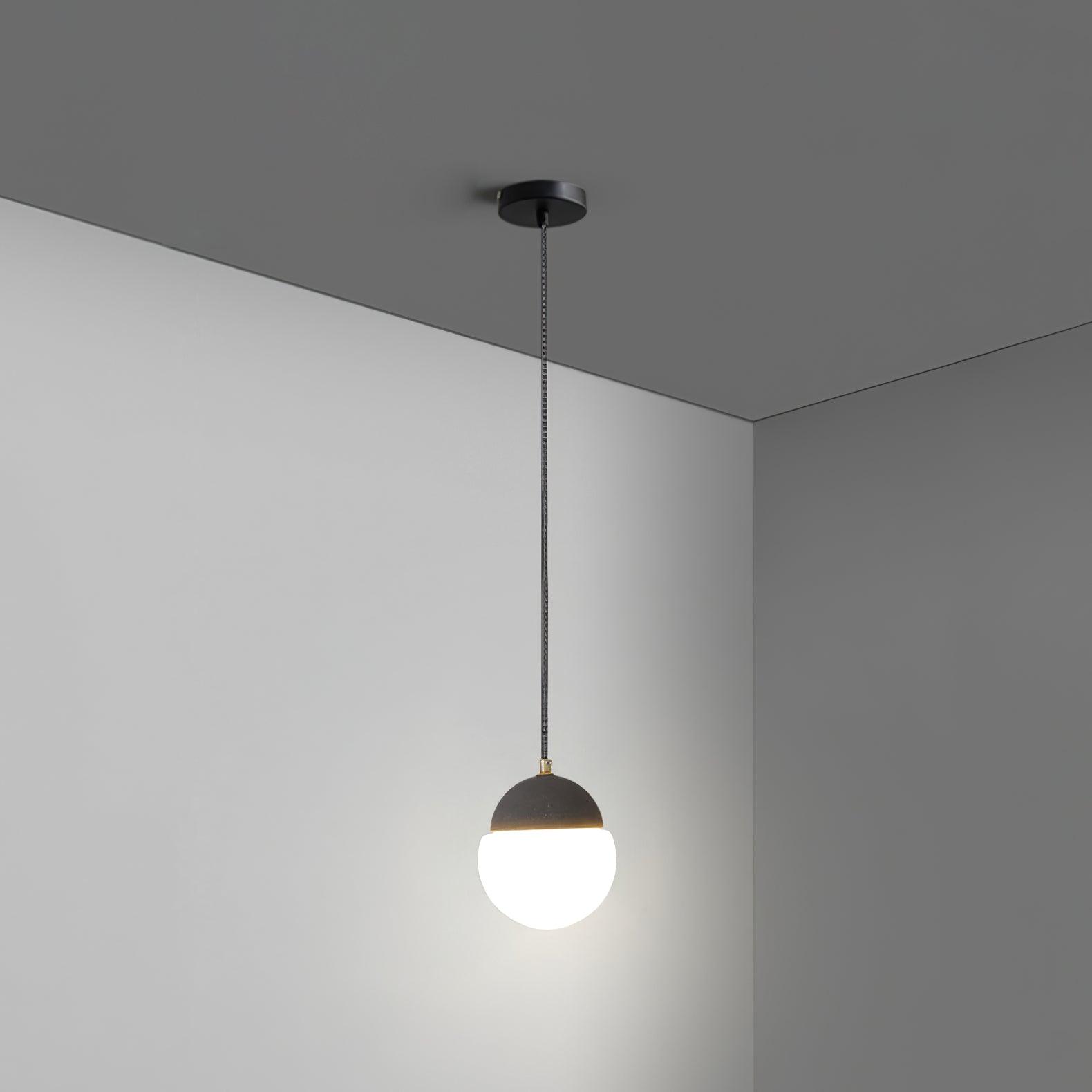 Ilraearis  Glass Pendant Light