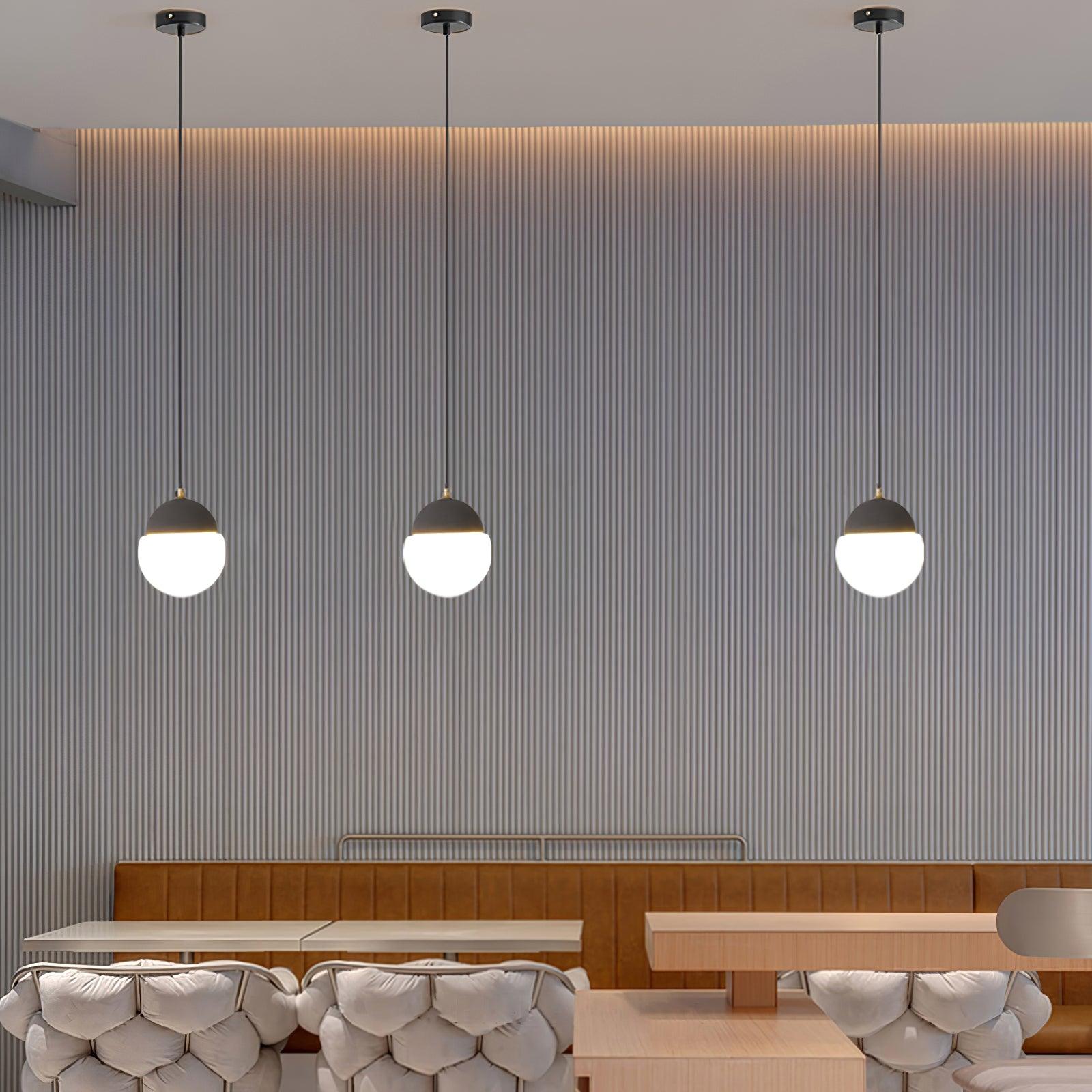 Ilraearis  Glass Pendant Light
