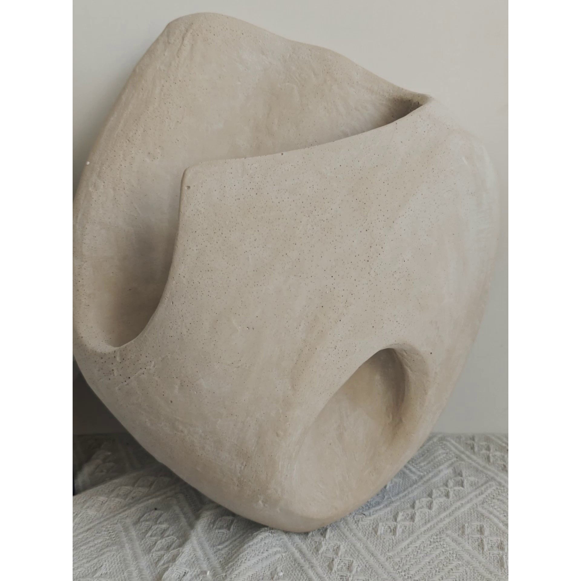Claro Individual Creativity Hollow Cement Wall Lamp - Letslighting