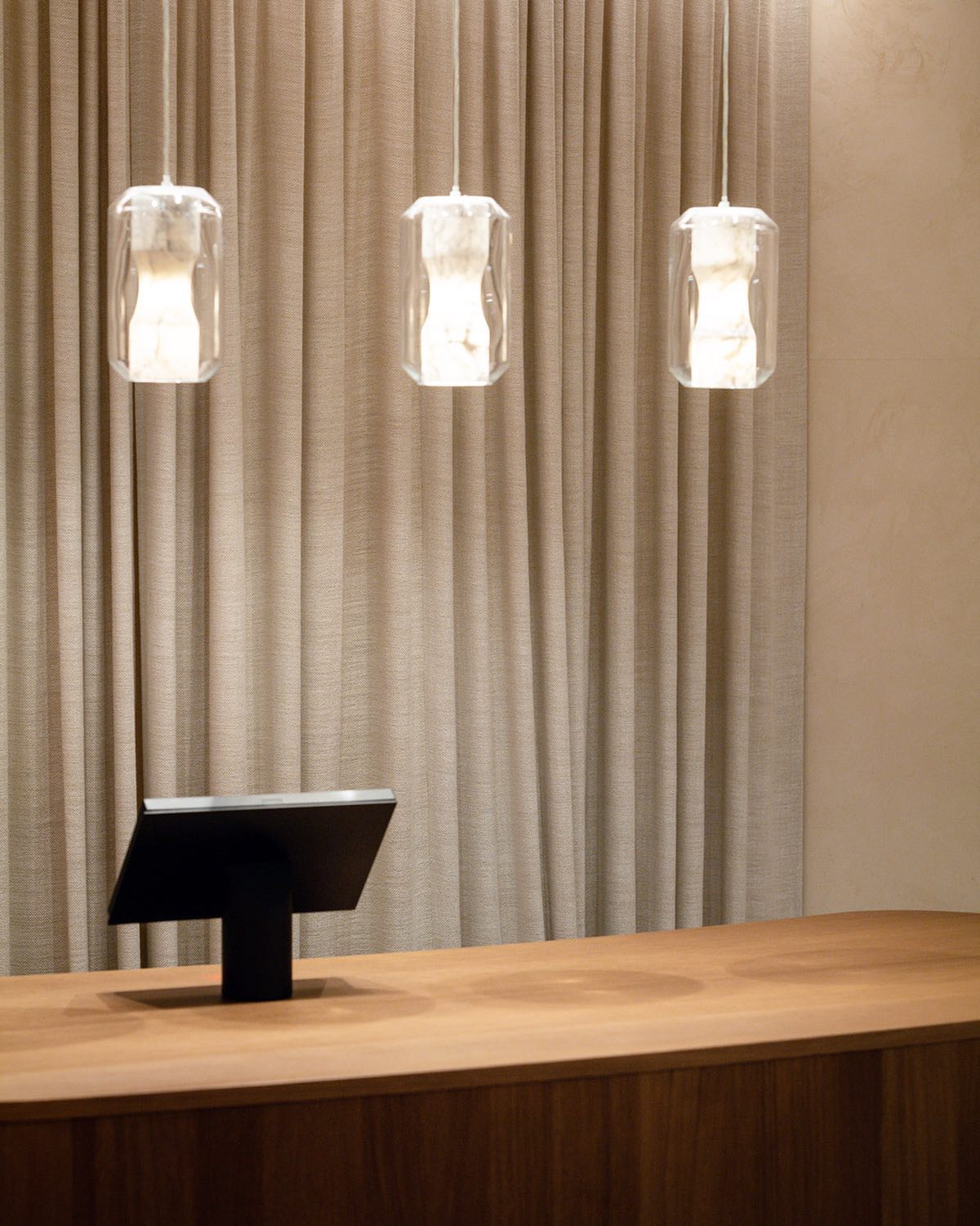 Allirila Modern Minimalist Alabaster Glass Pendant Lamp - Letslighting