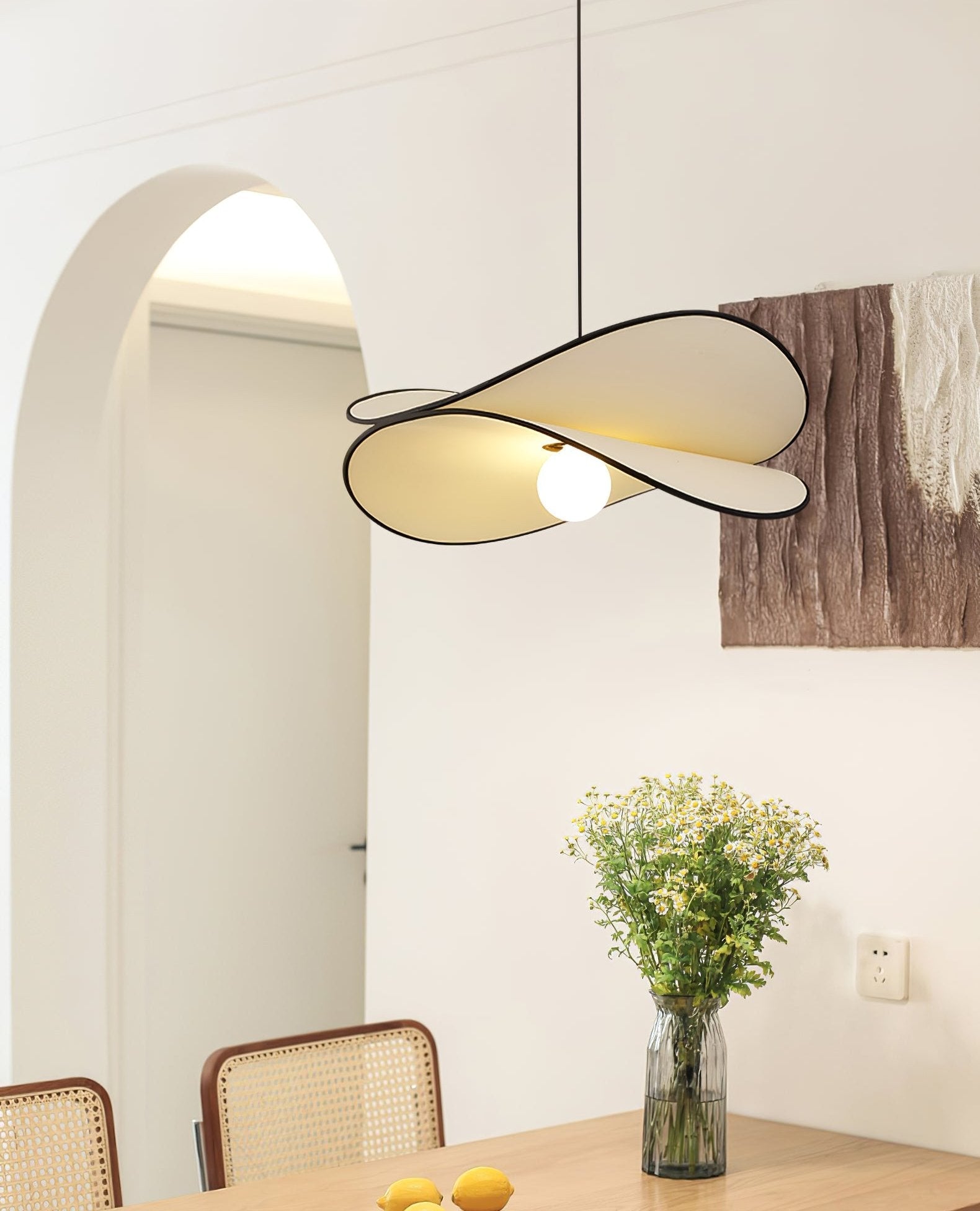 Lioran Fabric Artistic Pendant Lamp - Letslighting
