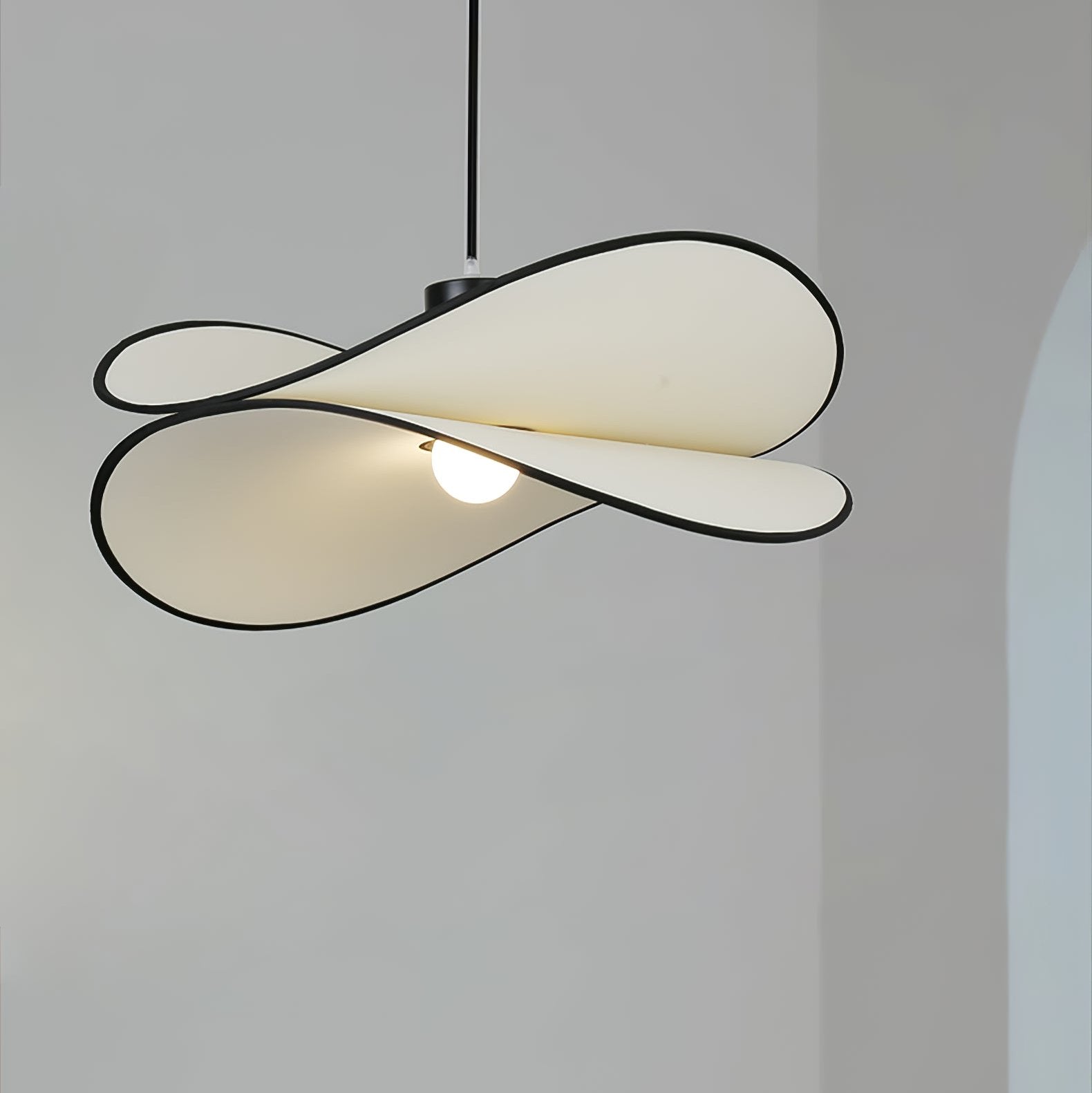 Lioran Fabric Artistic Pendant Lamp - Letslighting
