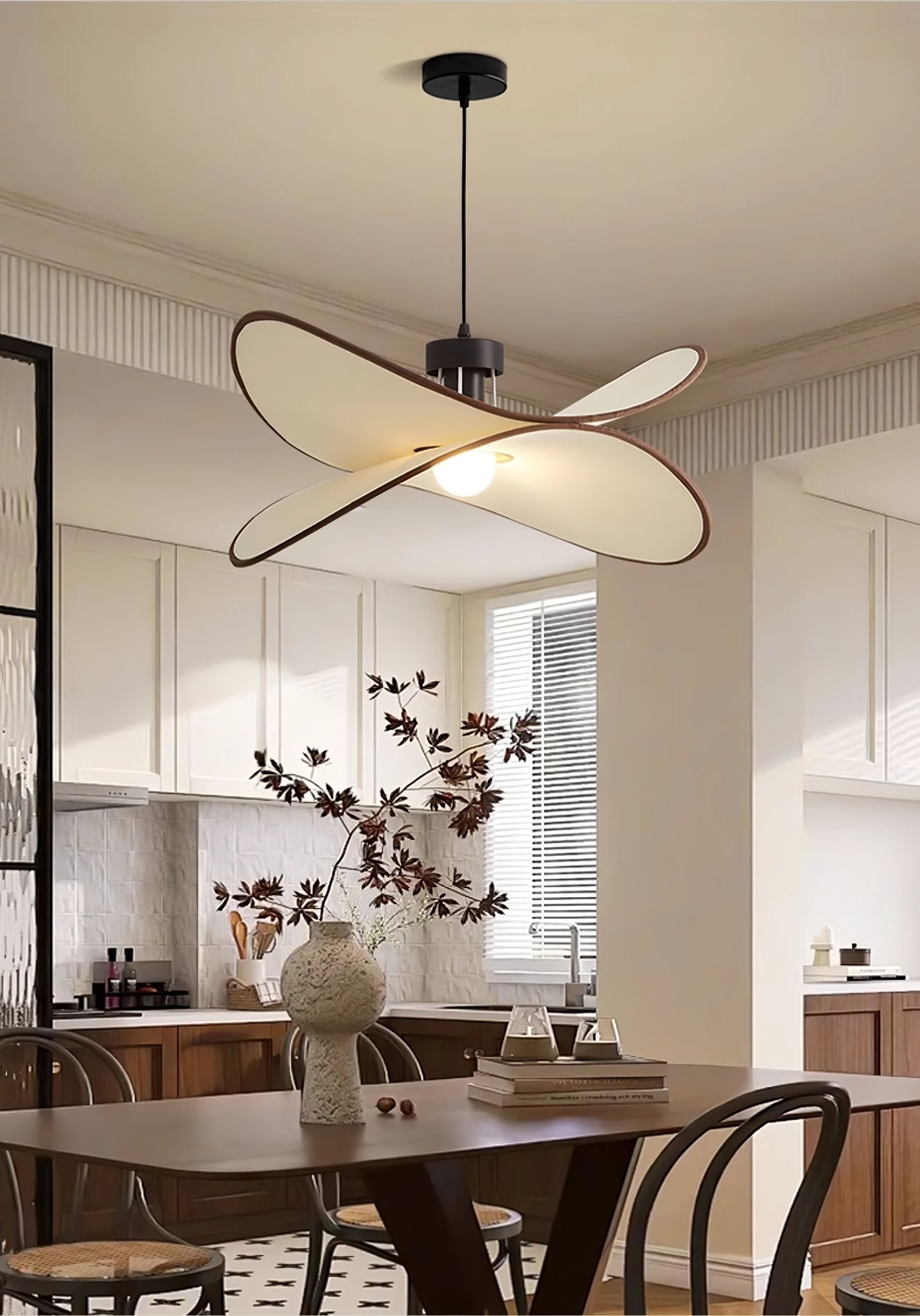 Lioran Fabric Artistic Pendant Lamp - Letslighting