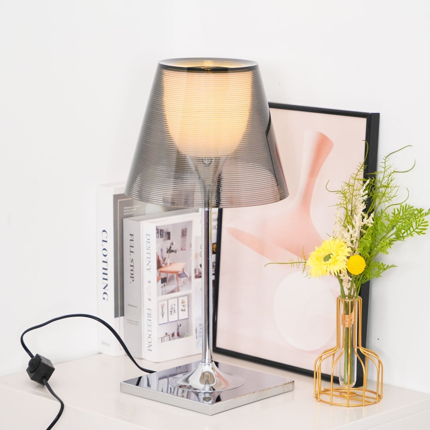 Bravon Plastic Table Lamp - Letslighting