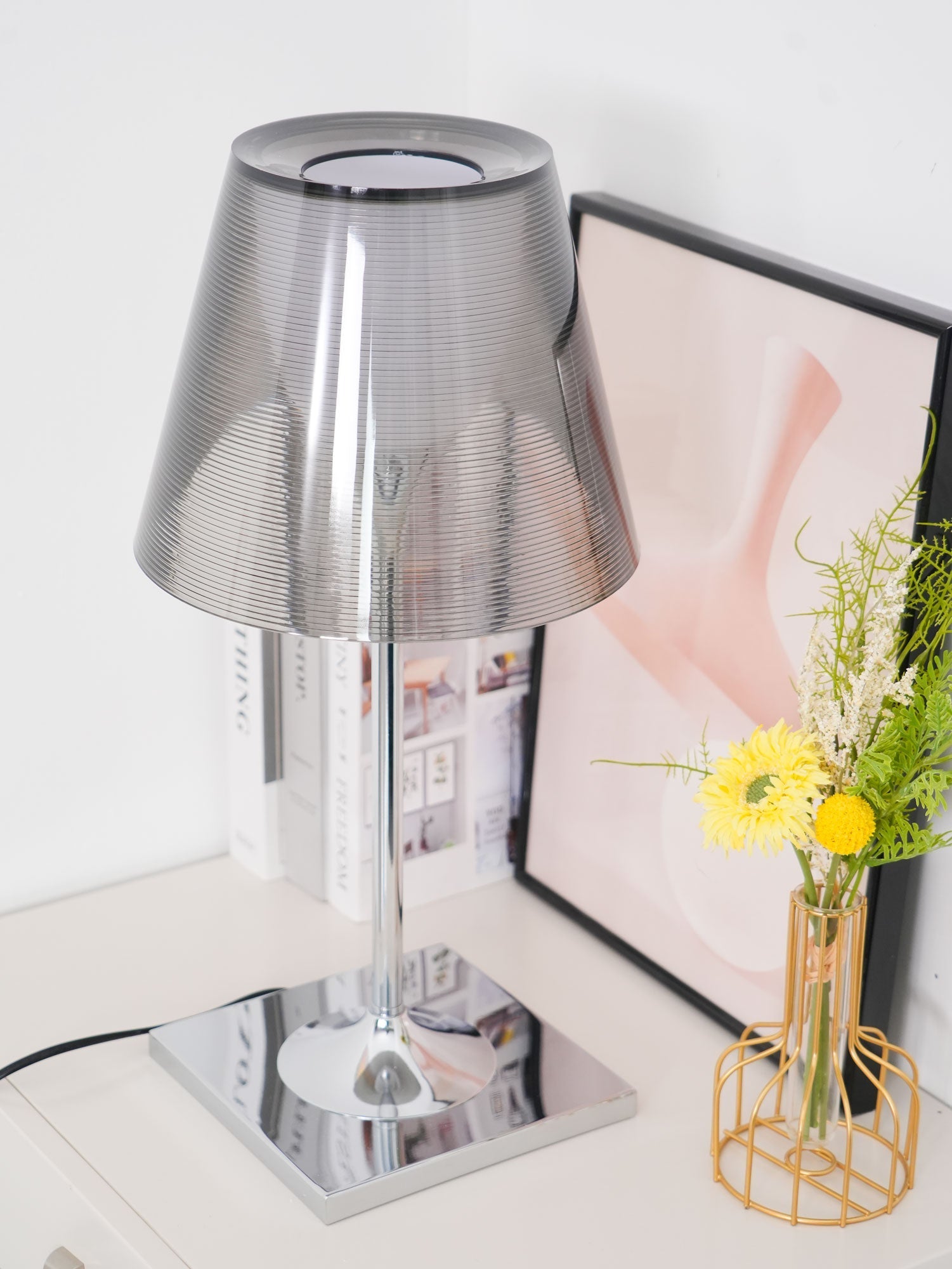 Bravon Plastic Table Lamp - Letslighting