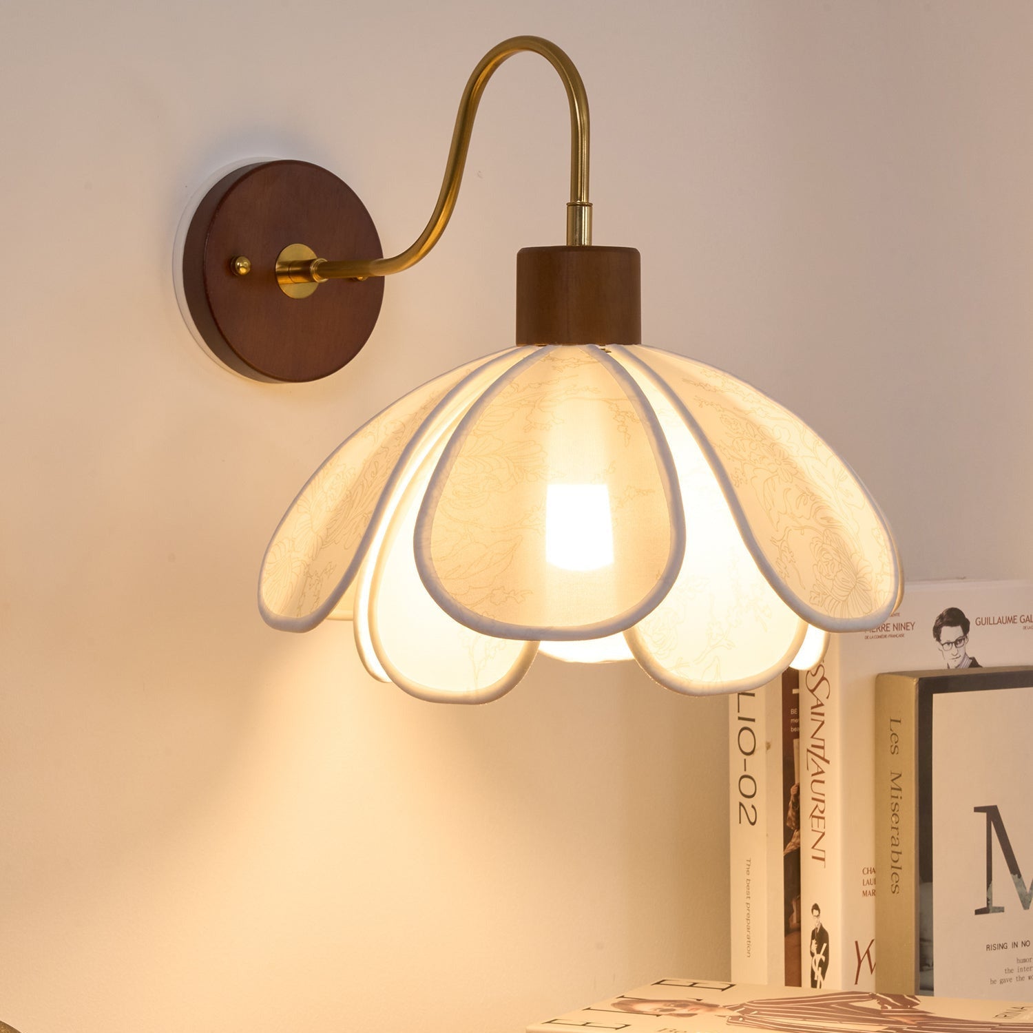 Ritta Vintage Floral Wall Lamp - Letslighting