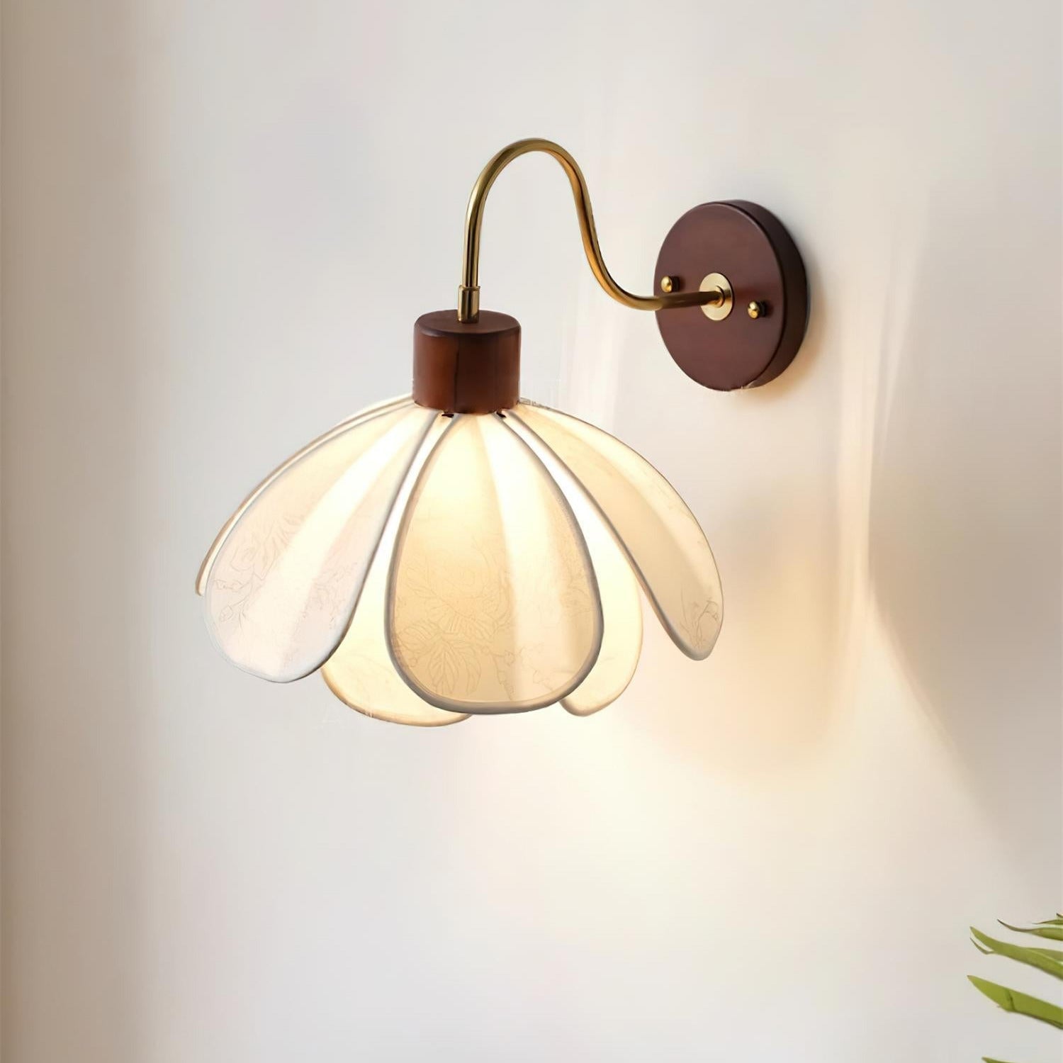 Ritta Vintage Floral Wall Lamp - Letslighting