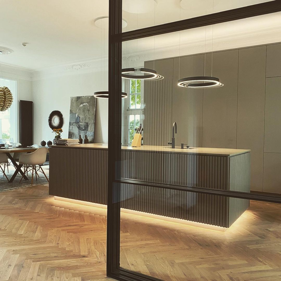 Zelaeora Modern Minimalist Chandelier - Letslighting