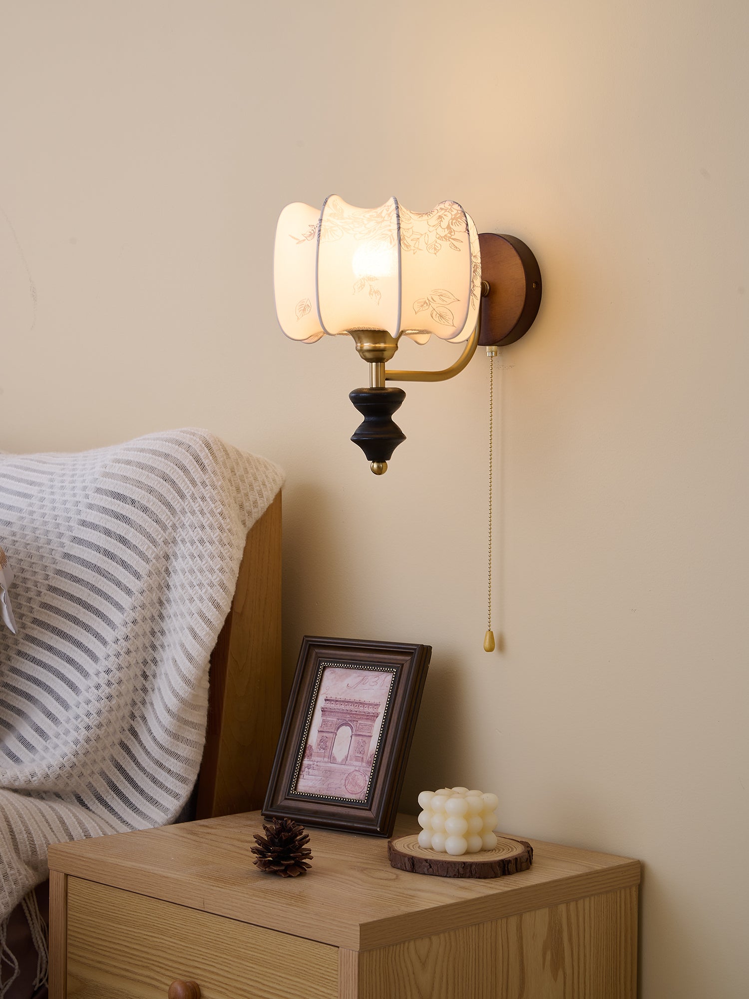 Eshae Premium Nordic Art Fabric Wood Wall Lamp - Letslighting