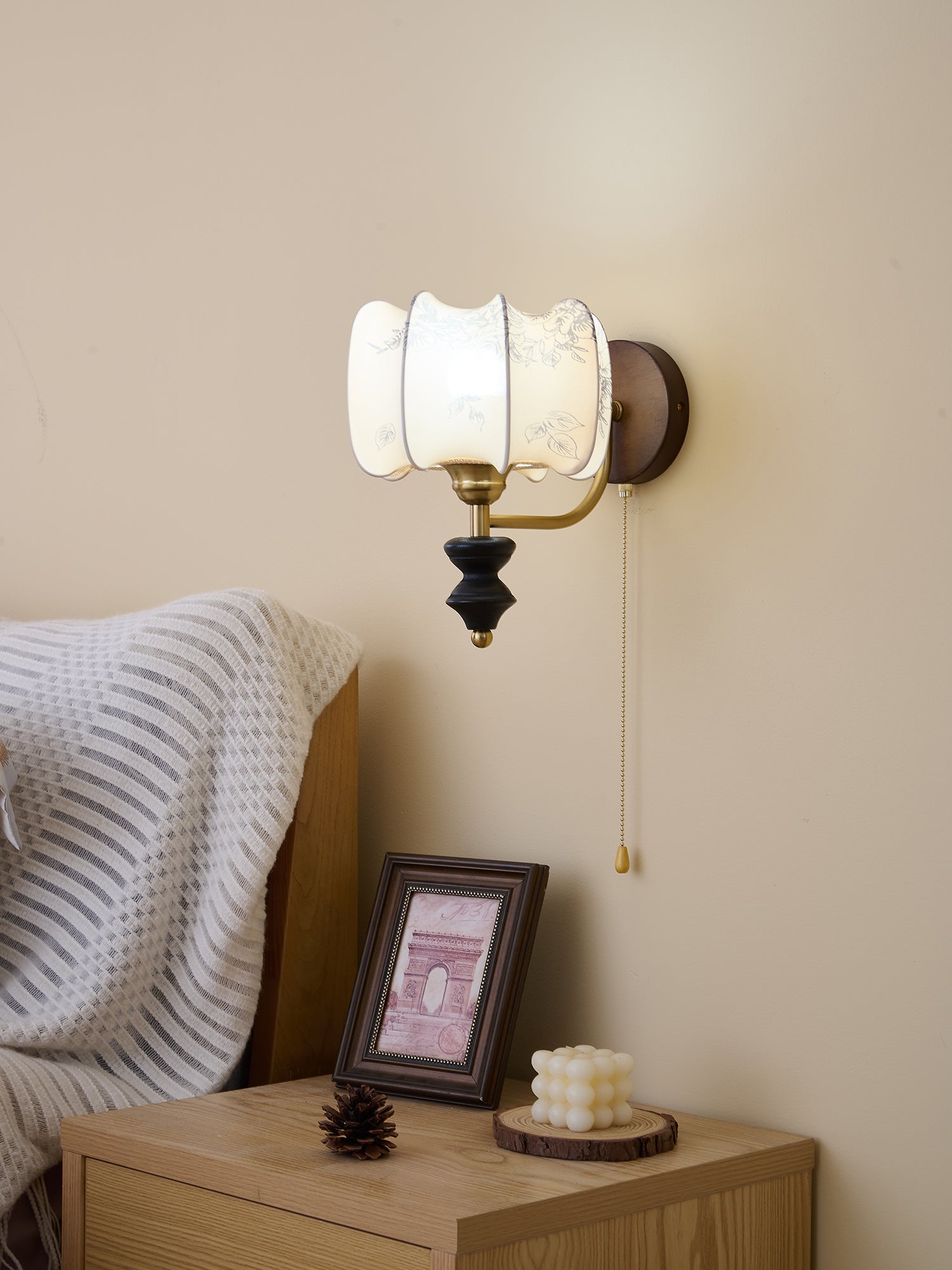 Eshae Premium Nordic Art Fabric Wood Wall Lamp - Letslighting