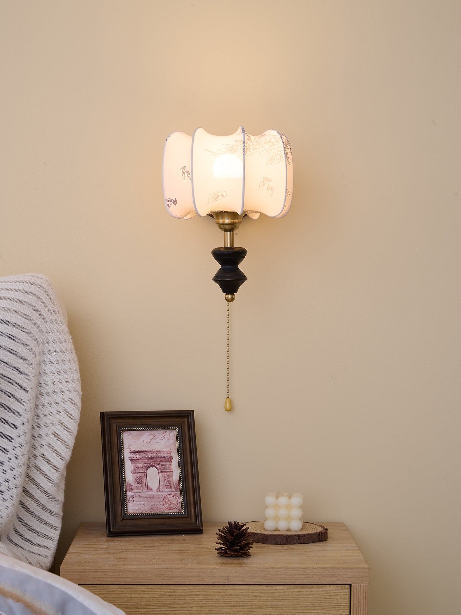 Eshae Premium Nordic Art Fabric Wood Wall Lamp - Letslighting
