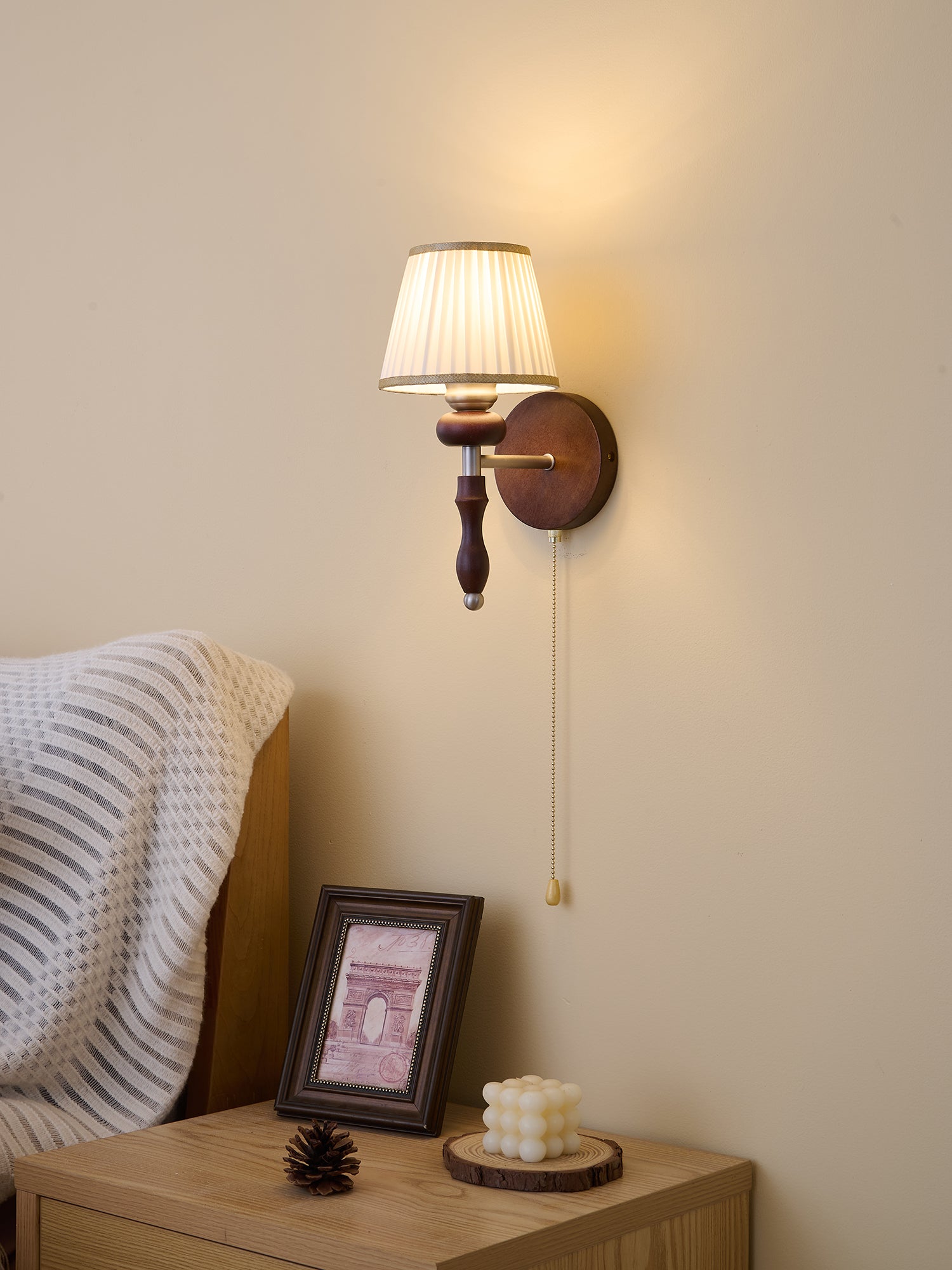 Eshae Premium Nordic Art Fabric Wood Wall Lamp - Letslighting