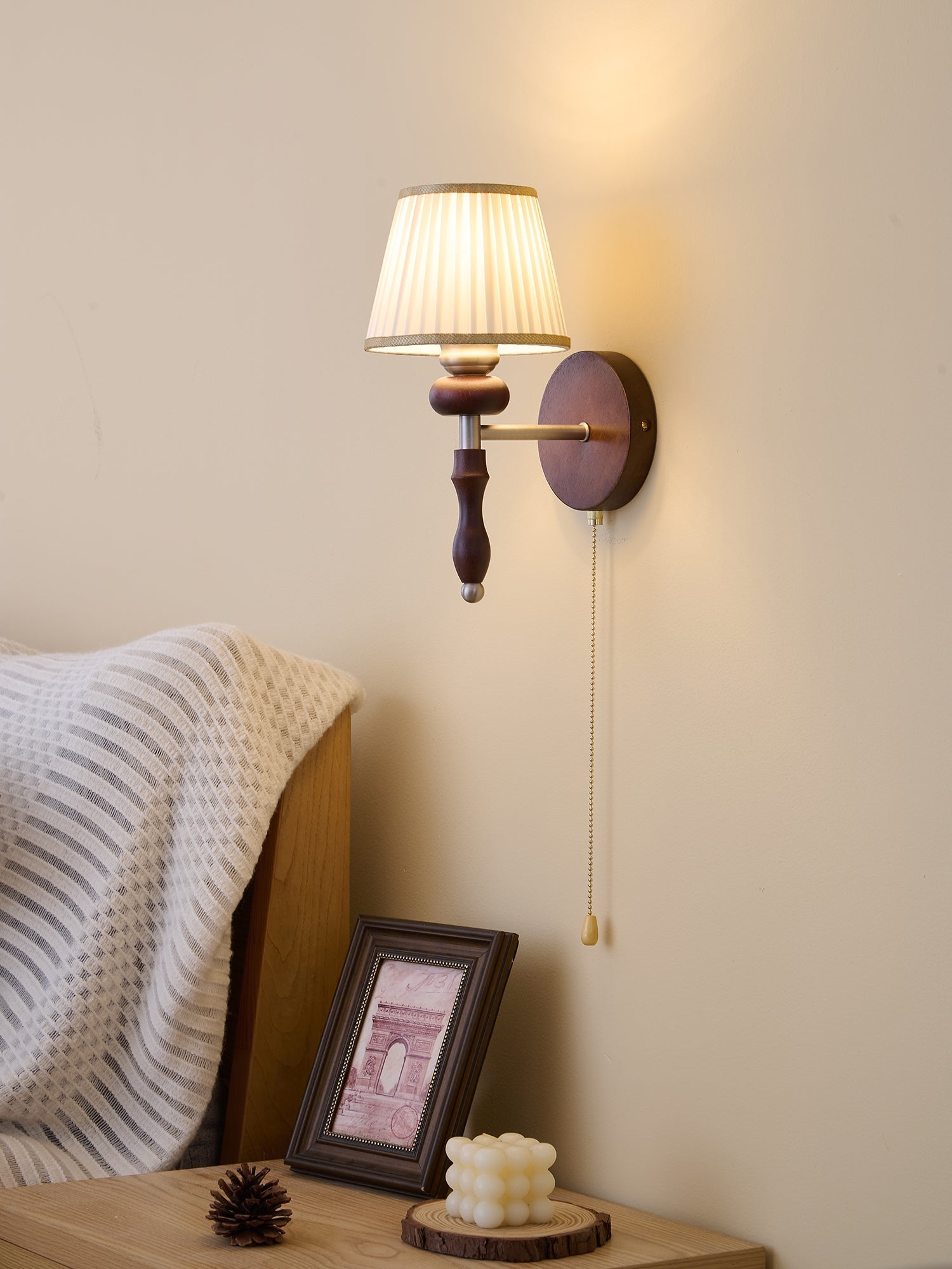 Eshae Premium Nordic Art Fabric Wood Wall Lamp - Letslighting