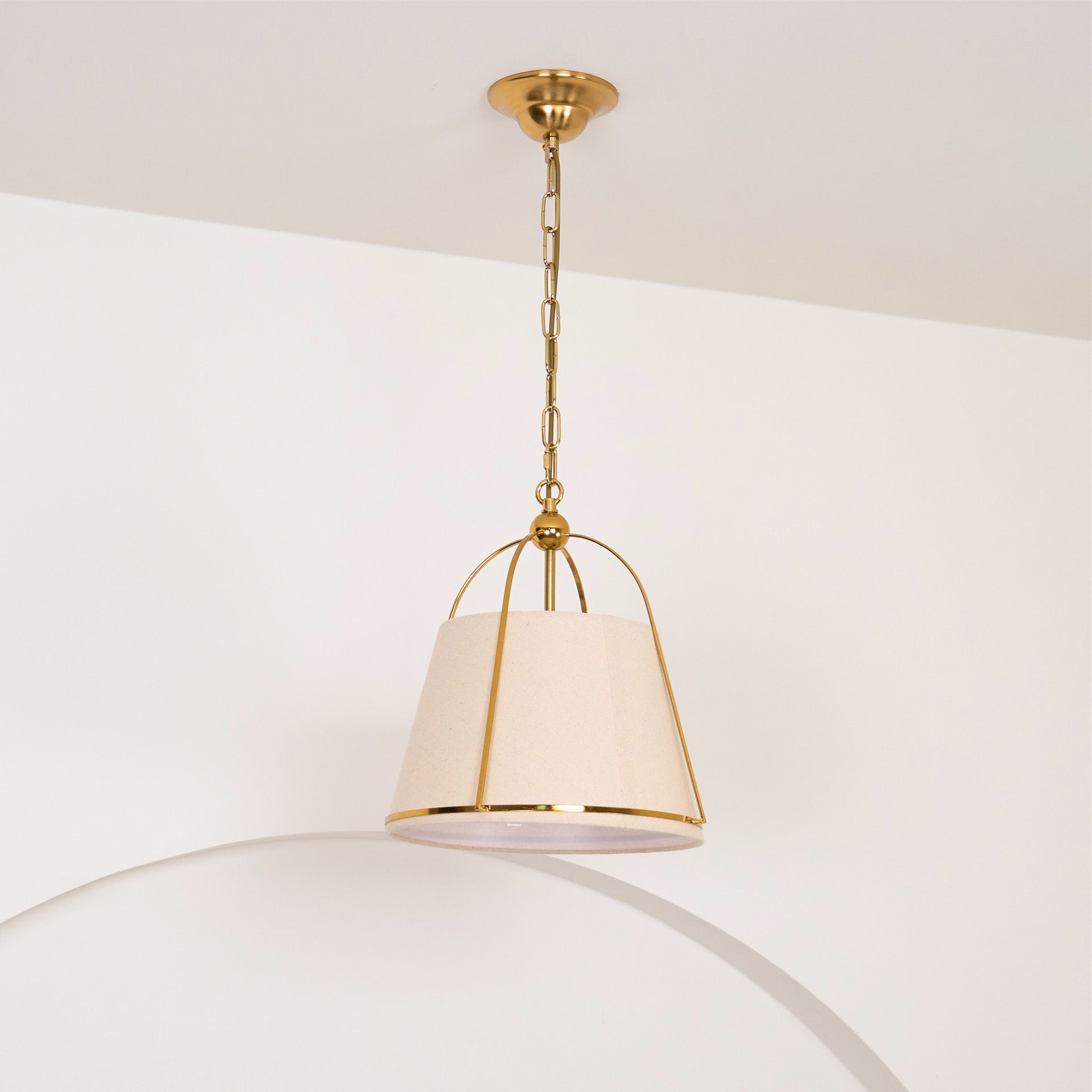 Yonder Traditional Classic Brass Fabric Pendant Lamp - Letslighting