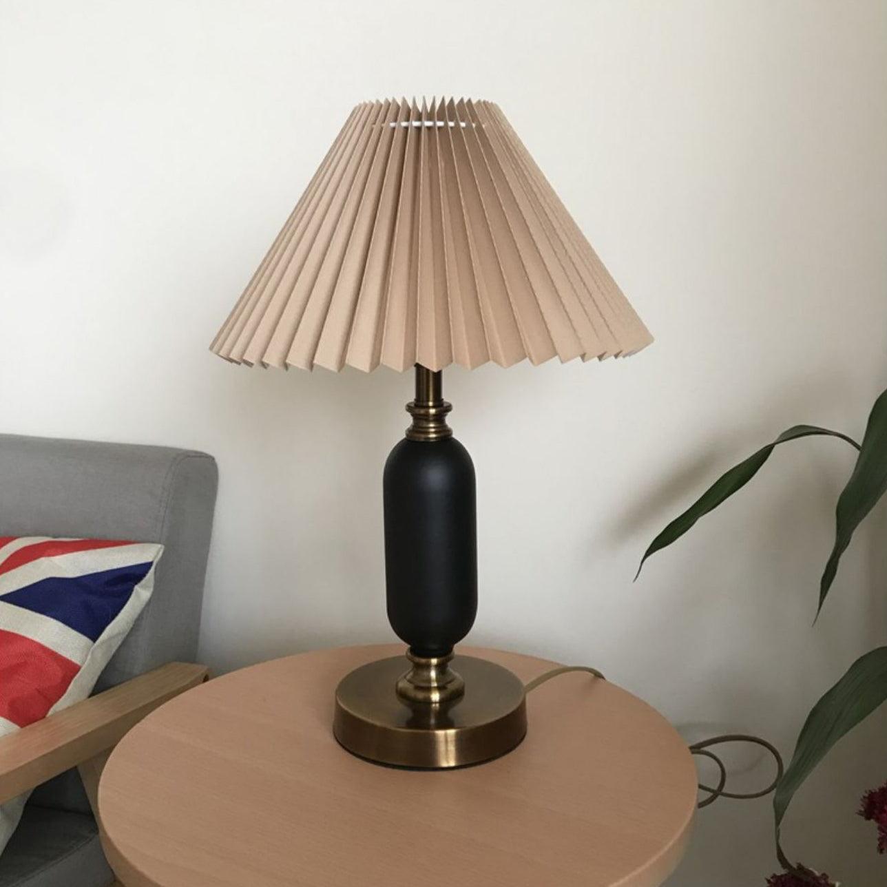 Aurmarila Fabric Table Lamp - Letslighting