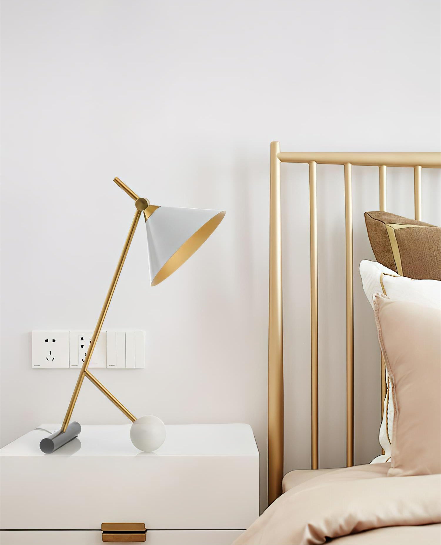 Zephyre Marble Geometric Table Lamp - Letslighting