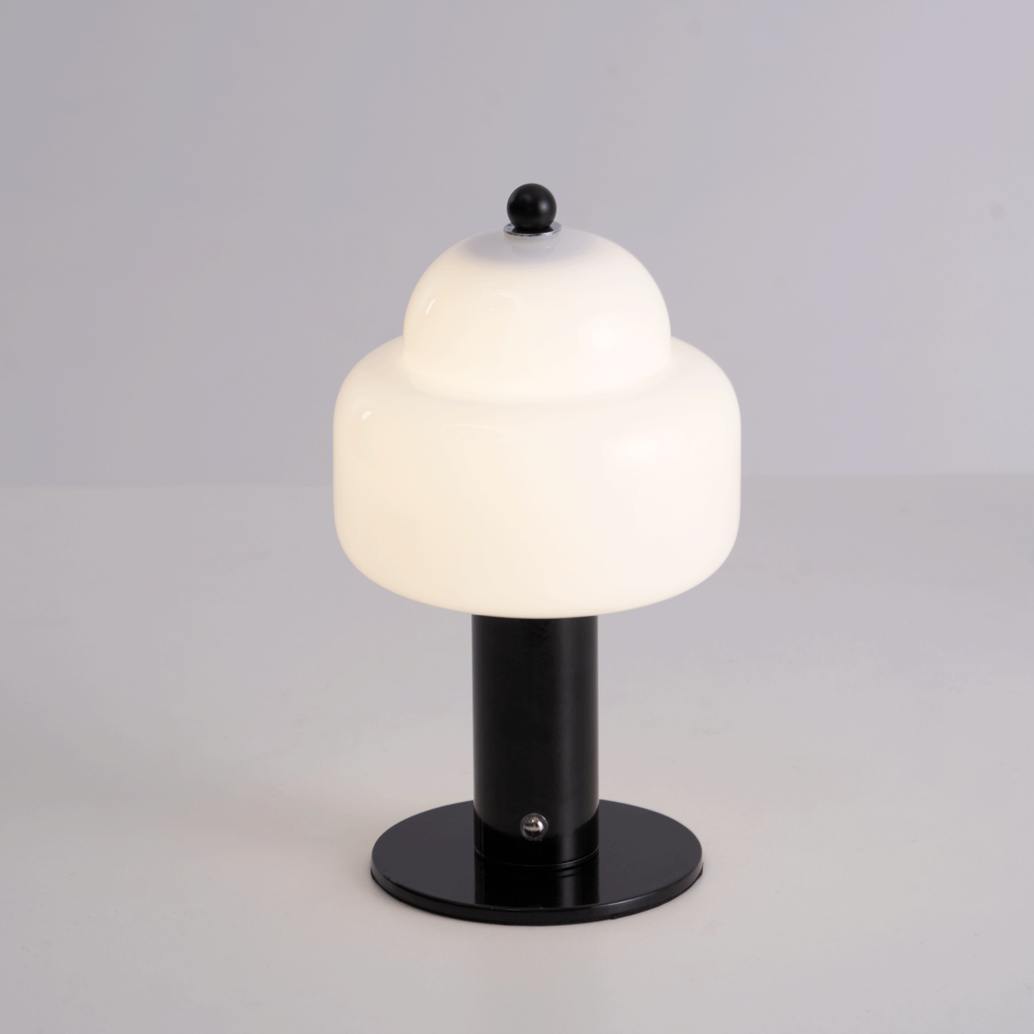 Poppy Modern Table Lamp - Letslighting
