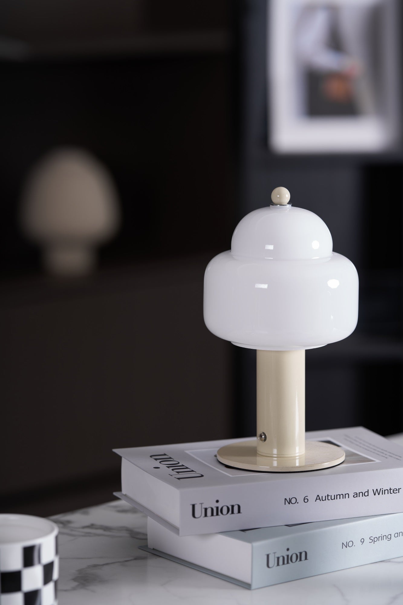 Poppy Modern Table Lamp - Letslighting