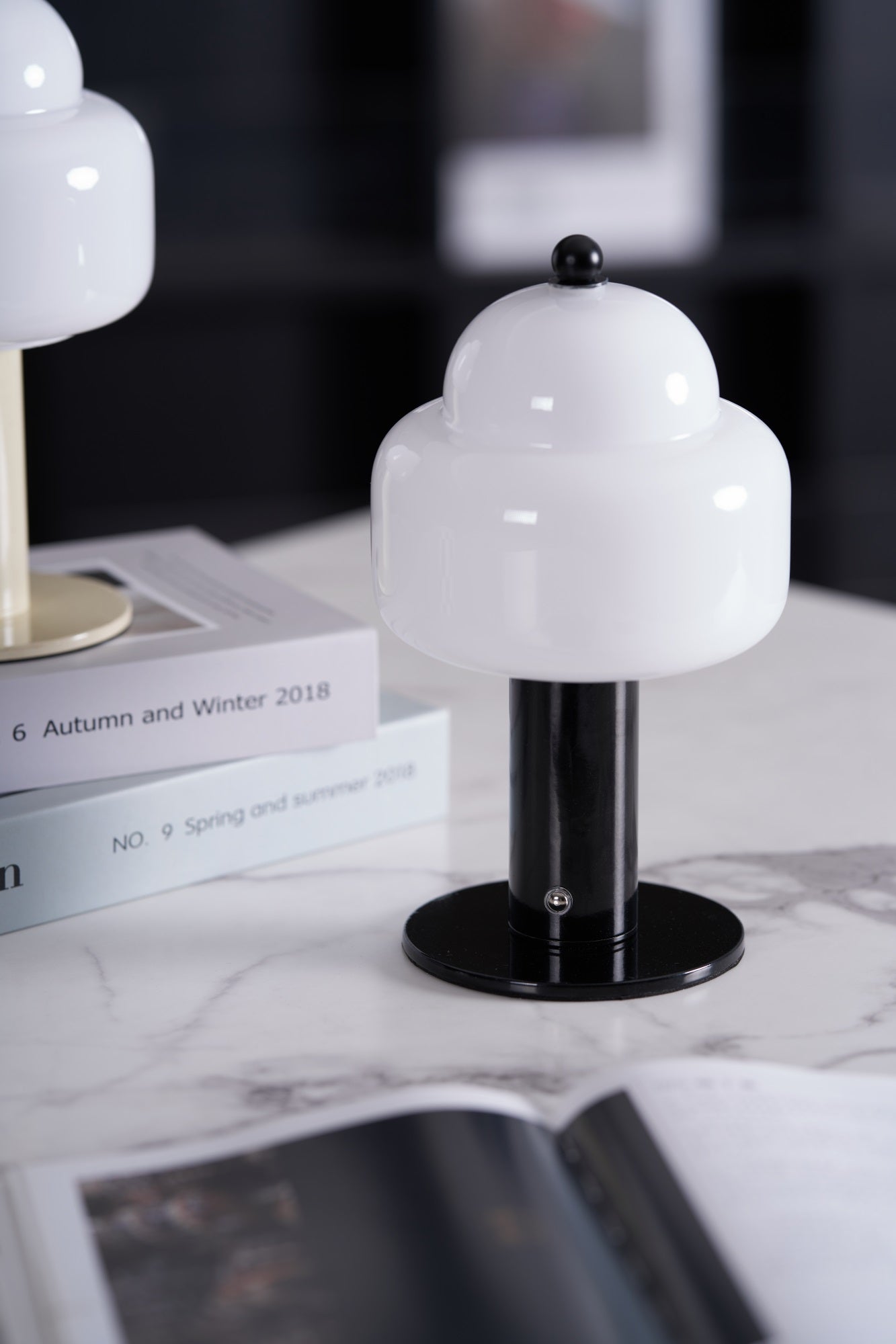 Poppy Modern Table Lamp - Letslighting