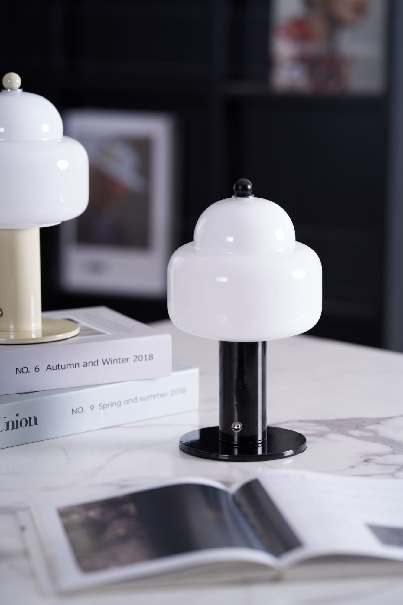 Poppy Modern Table Lamp - Letslighting