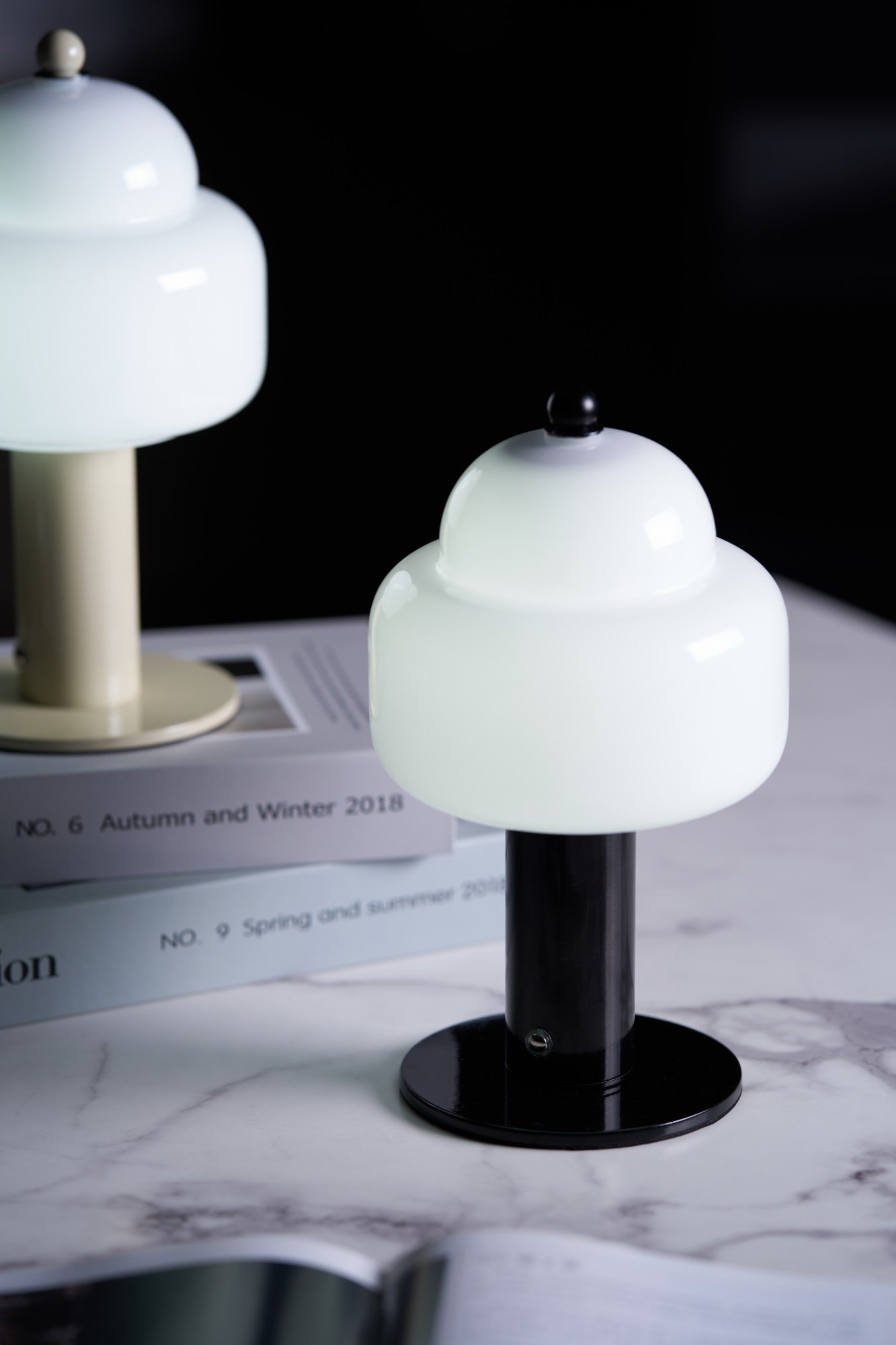 Poppy Modern Table Lamp - Letslighting