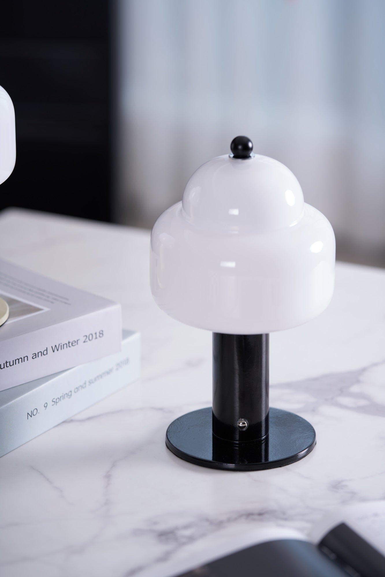 Poppy Modern Table Lamp - Letslighting