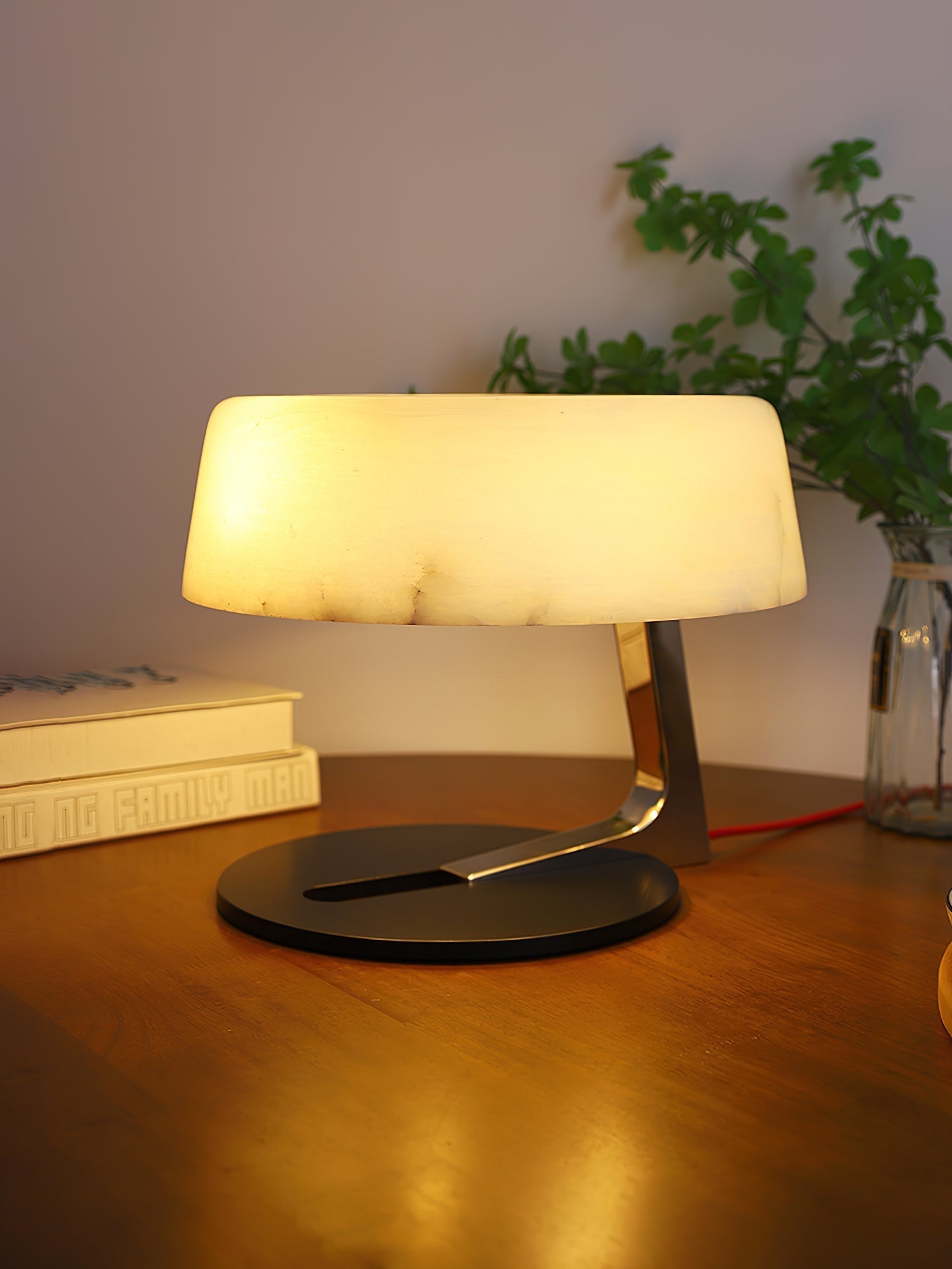 Nysolora Dome Alabaster Table Lamp - Letslighting