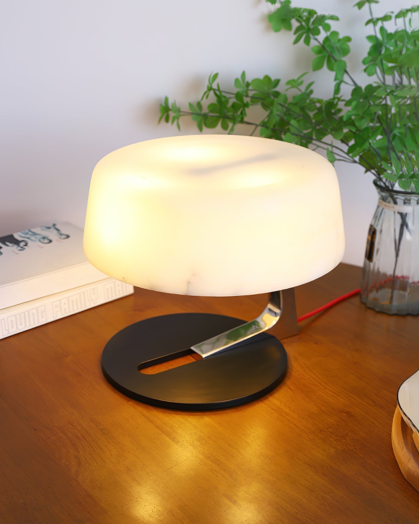Nysolora Dome Alabaster Table Lamp - Letslighting